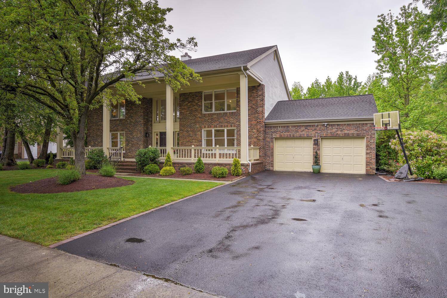 Princeton Junction, NJ 08550,9 LE PARC DR