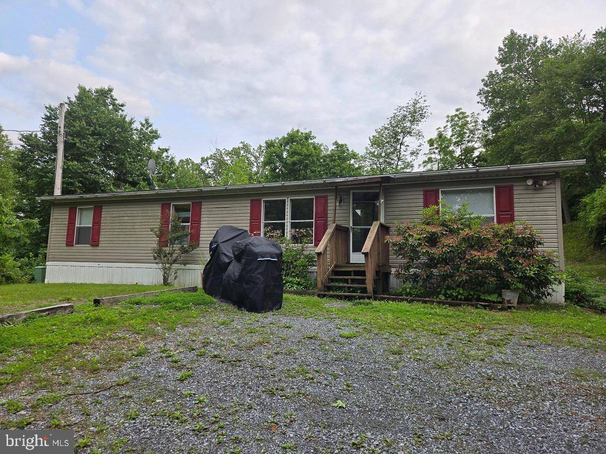 Boyertown, PA 19512,76 POWERLINE RD