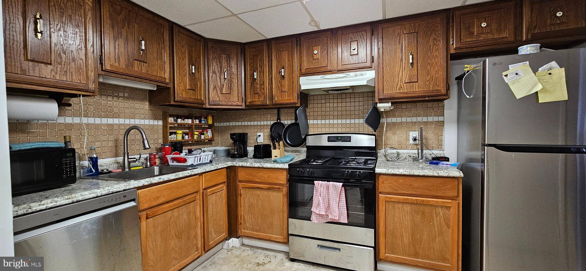 Lindenwold, NJ 08021,2208 GREENWOOD DR