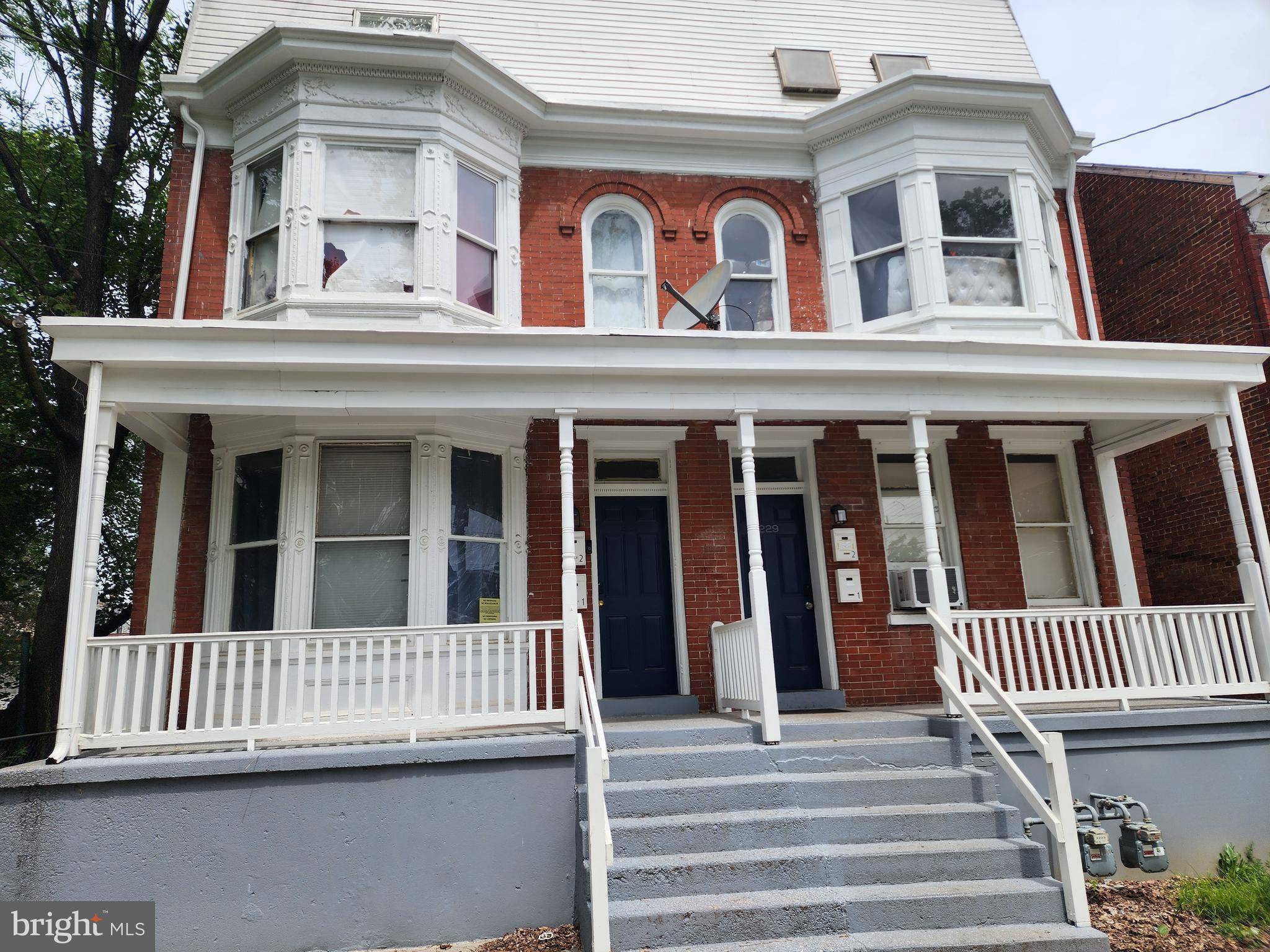 York, PA 17404,229 W FRONT ST