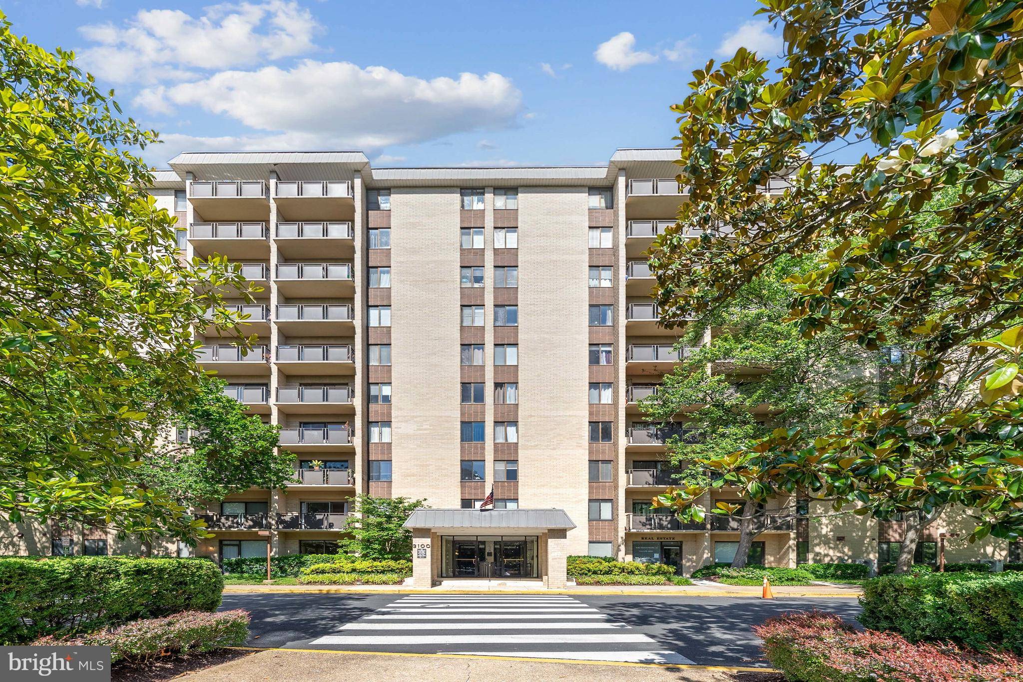 Falls Church, VA 22044,3100 S MANCHESTER ST #520
