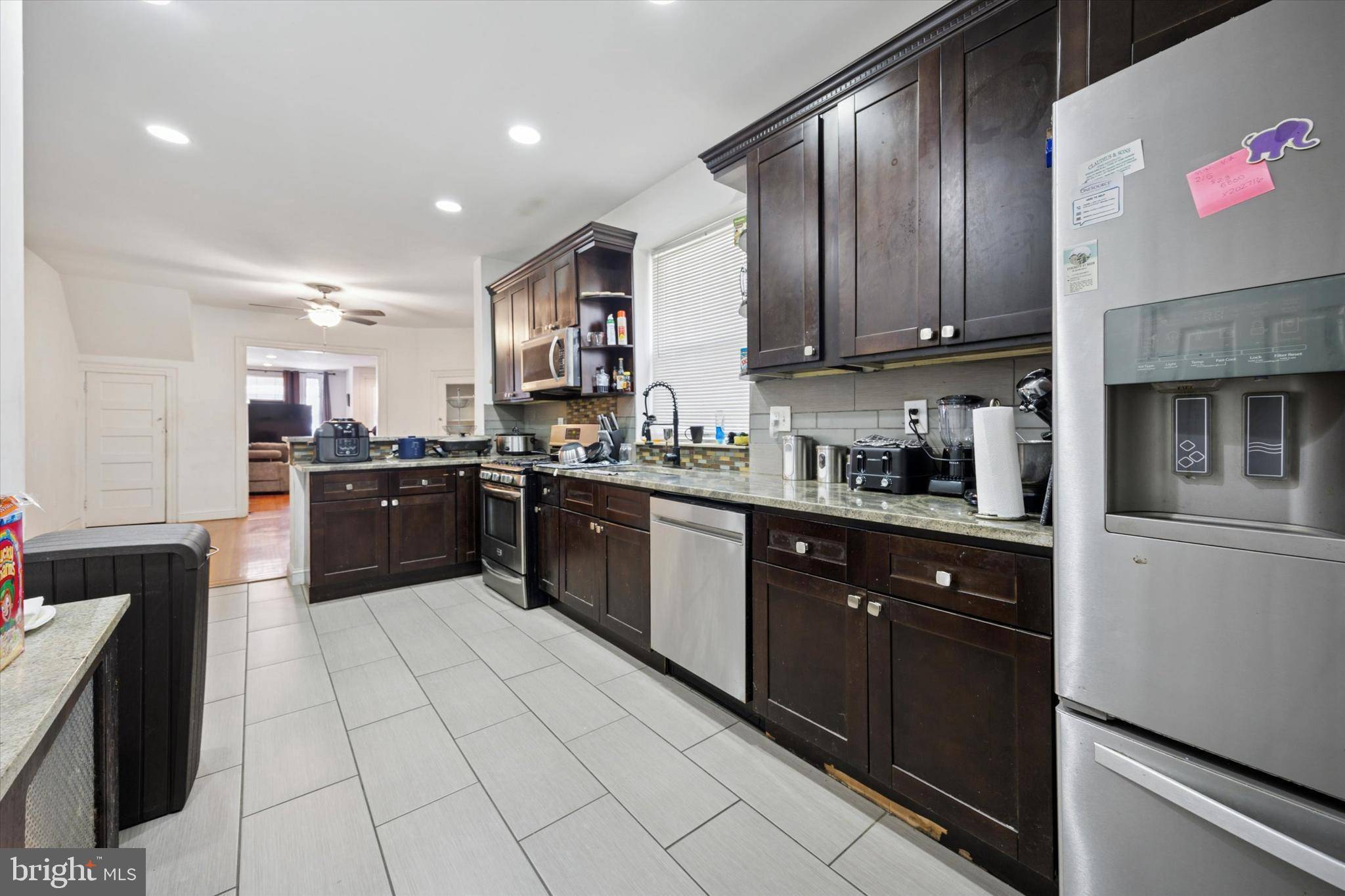 Philadelphia, PA 19143,5823 PINE ST