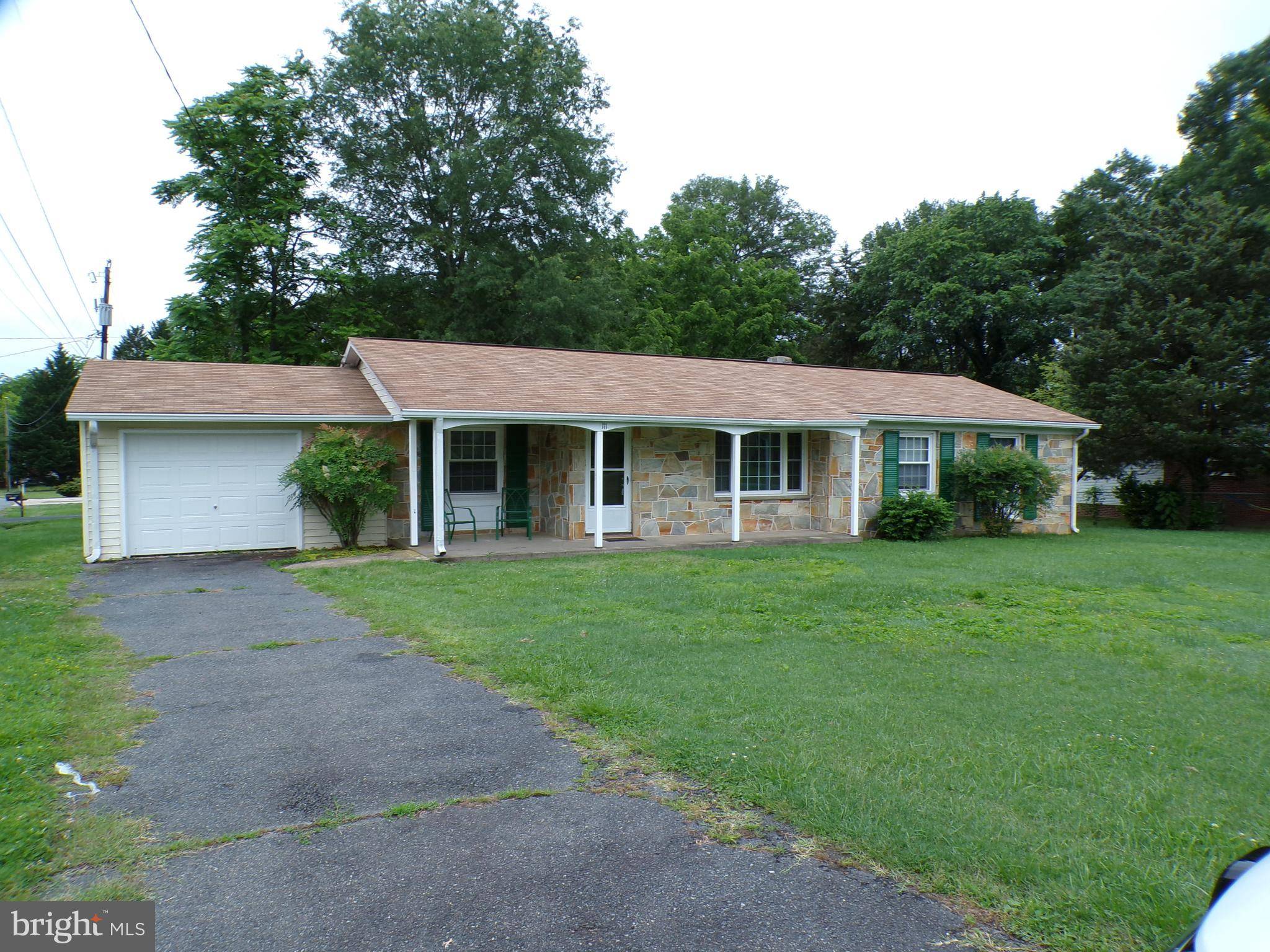 Fredericksburg, VA 22405,111 WALNUT DR