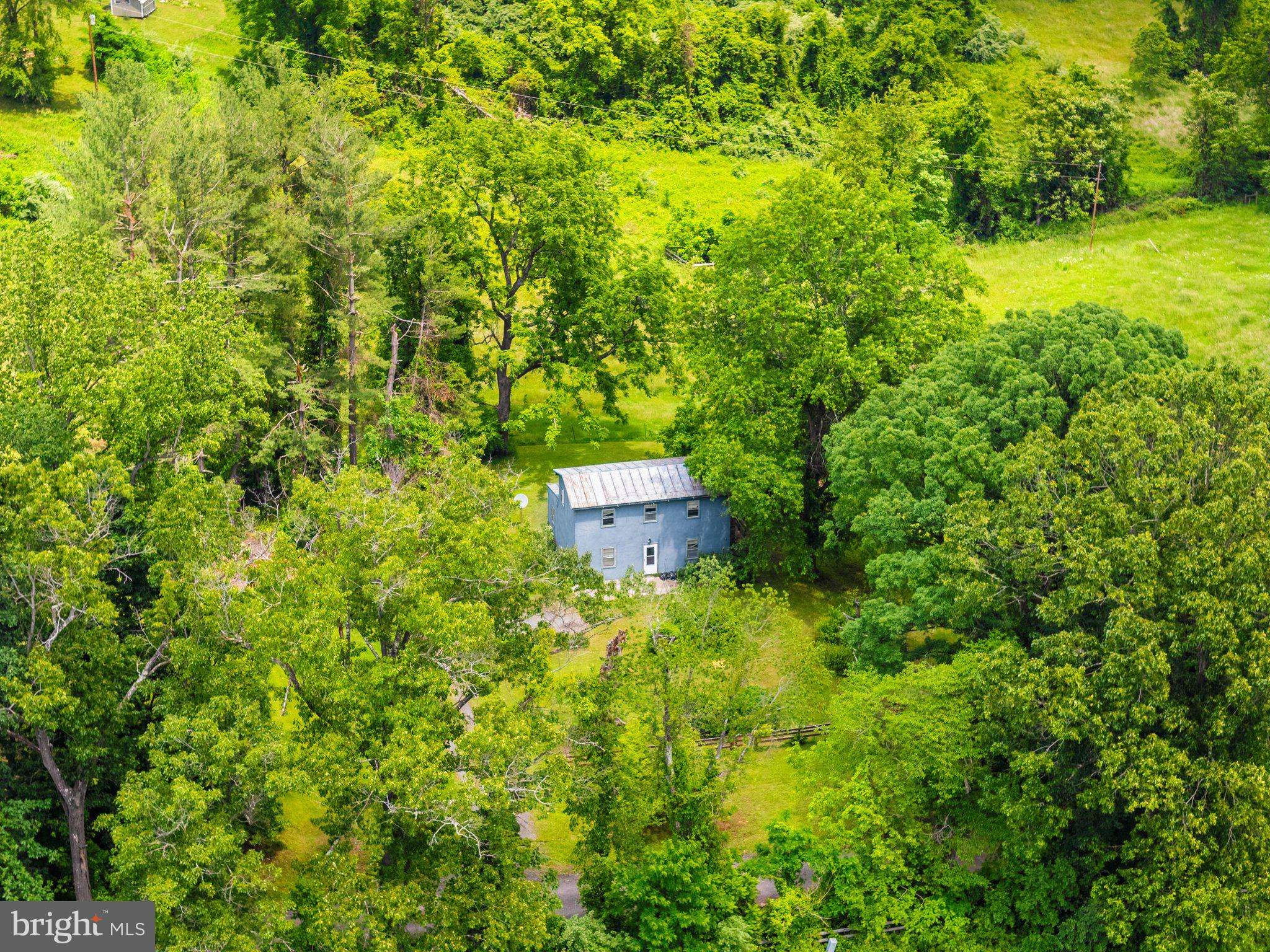 Delaplane, VA 20144,11066 MORELAND RD