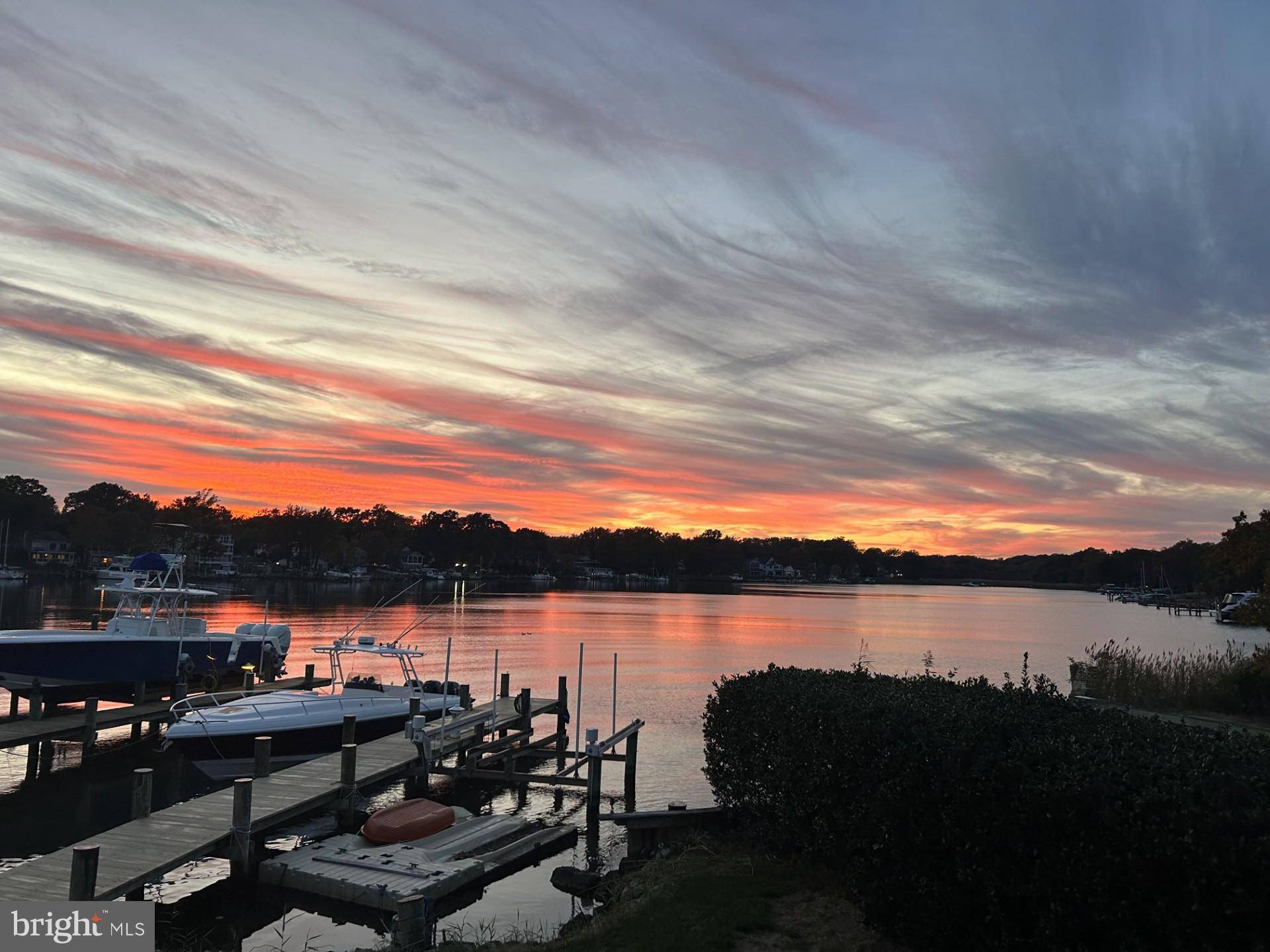 Annapolis, MD 21403,3300 SHORE DR
