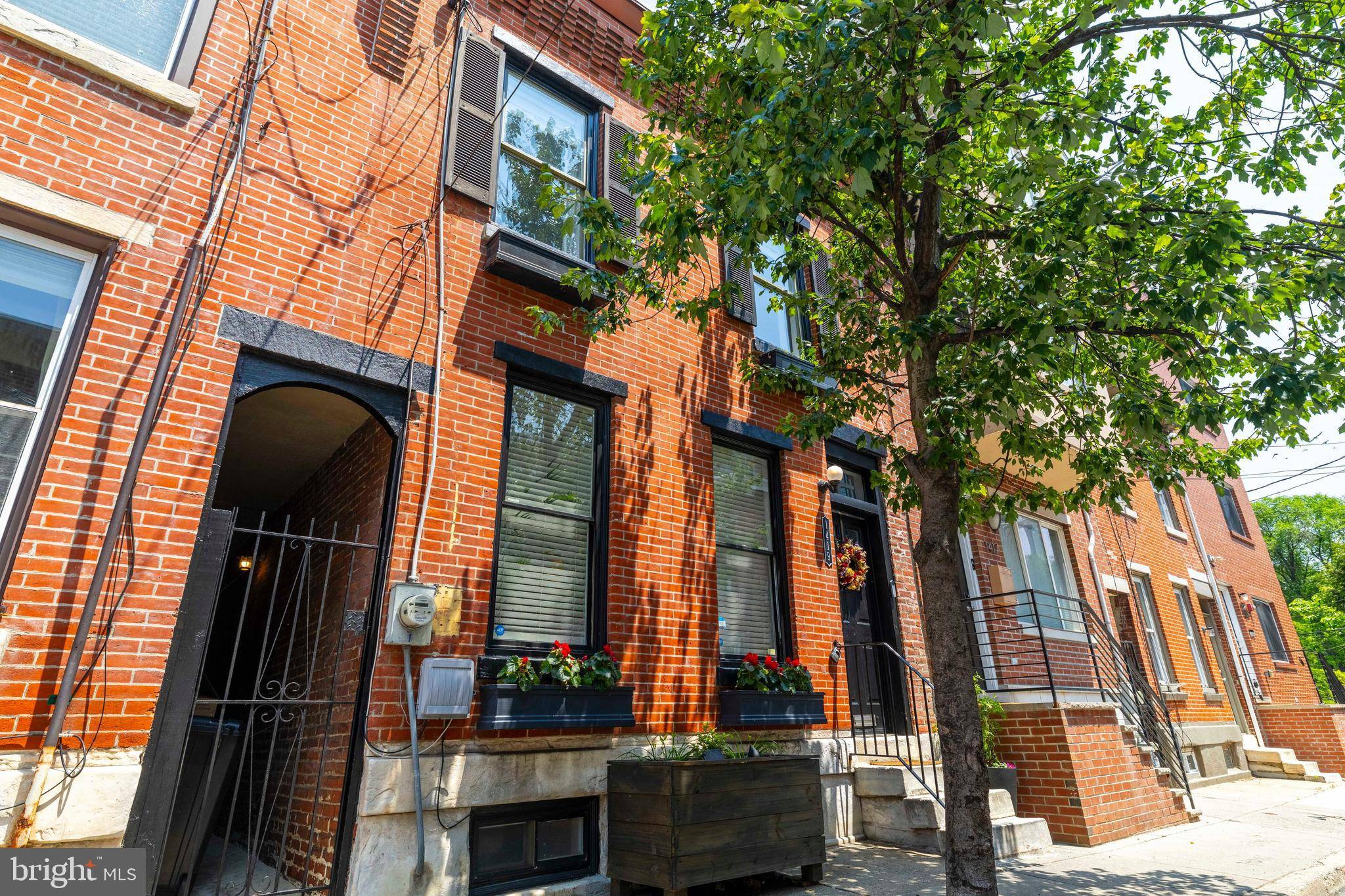 Philadelphia, PA 19146,1419 MONTROSE ST