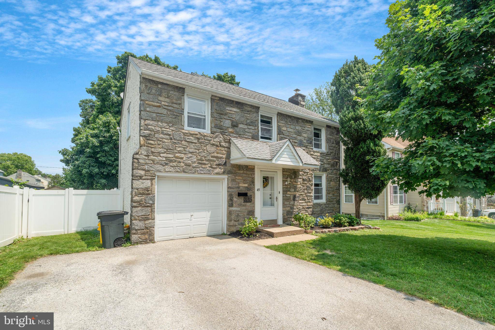 Springfield, PA 19064,45 W WOODLAND AVE