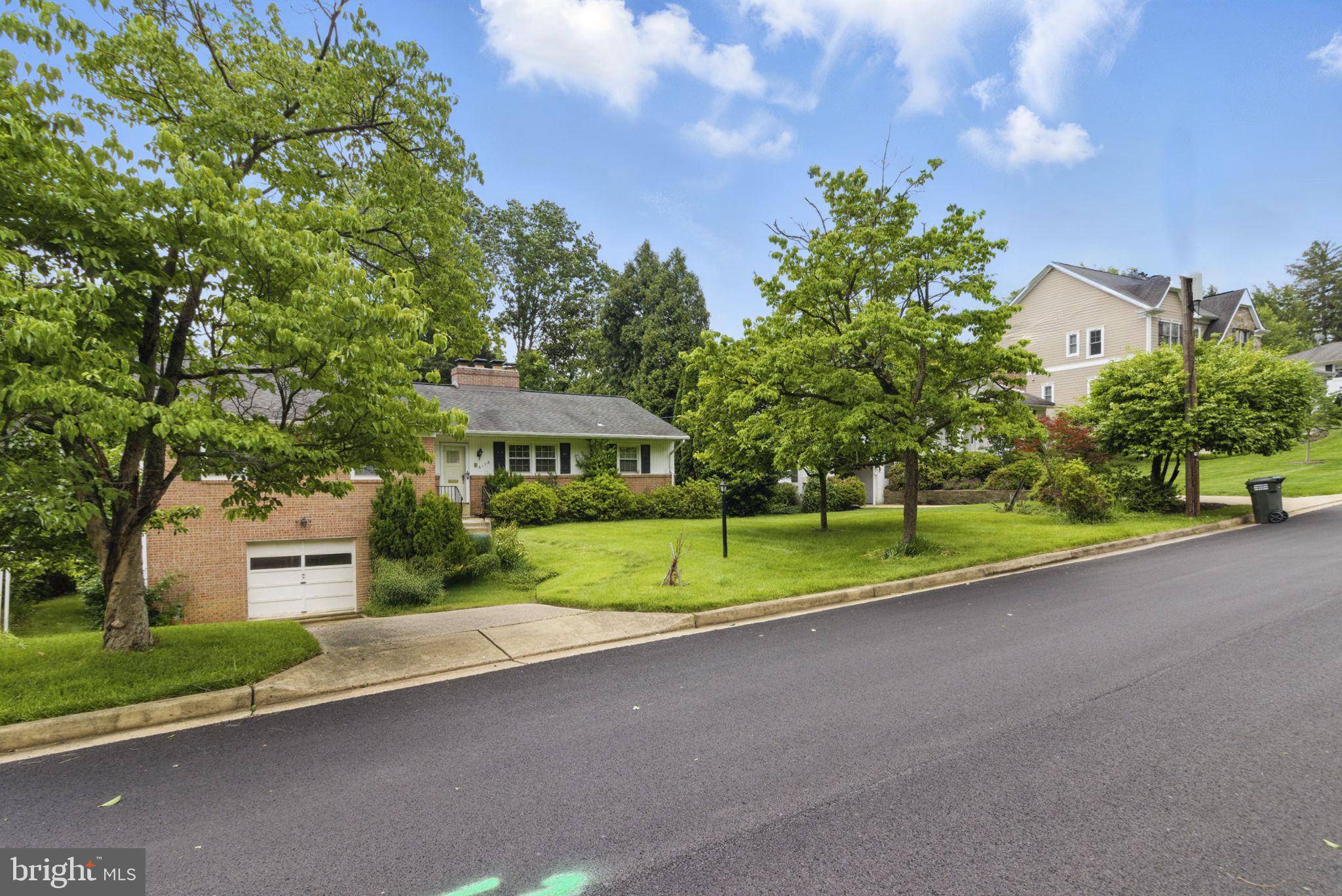 Mclean, VA 22101,6178 HARDY DR