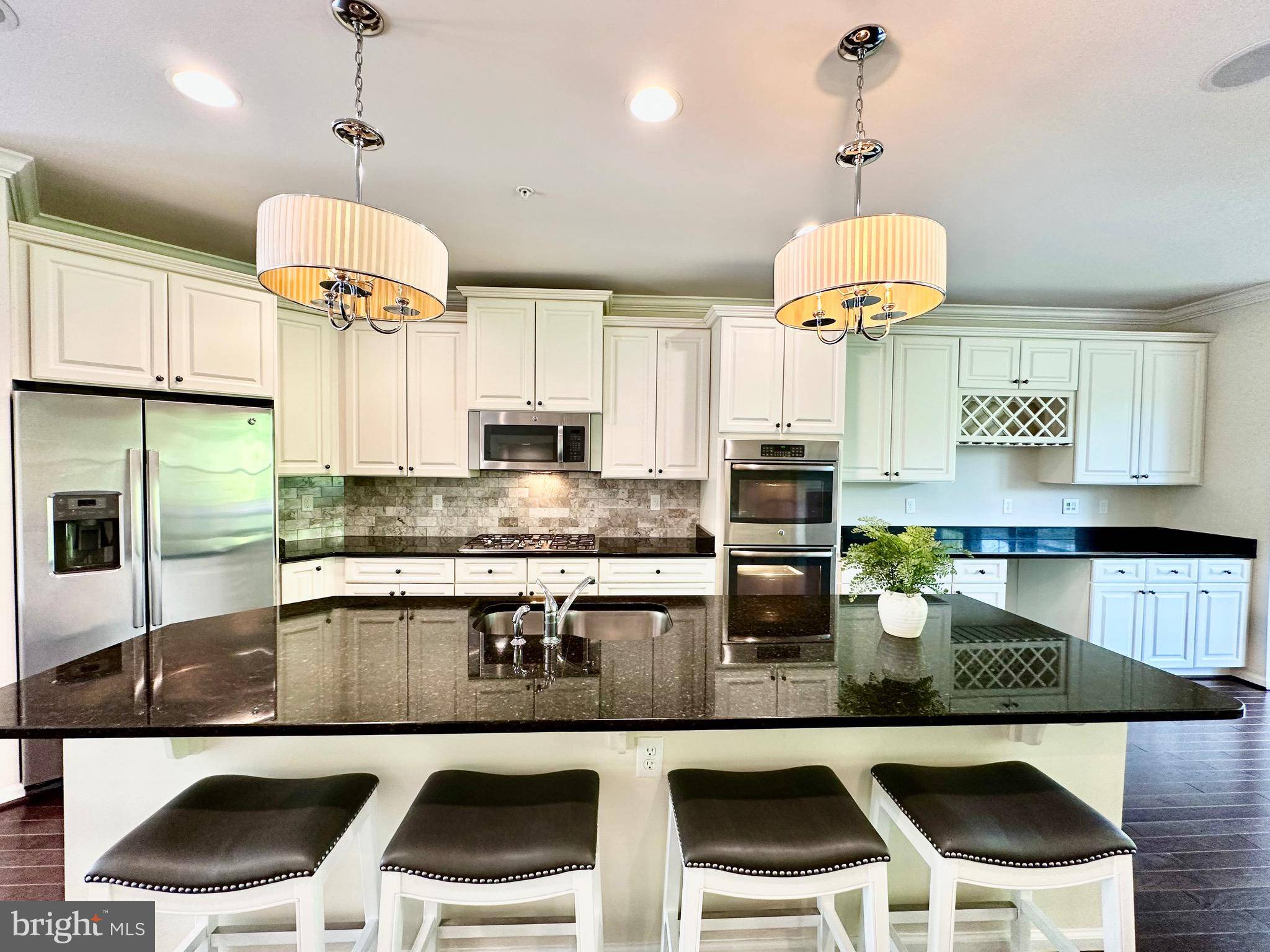New Market, MD 21774,6967 COUNTRY CLUB TER