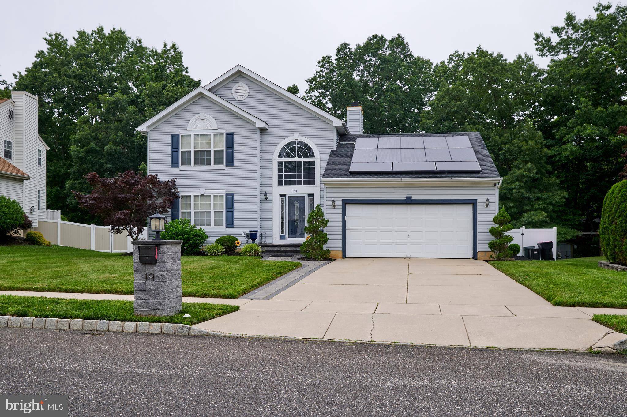Sicklerville, NJ 08081,19 HIGH WOODS AVE