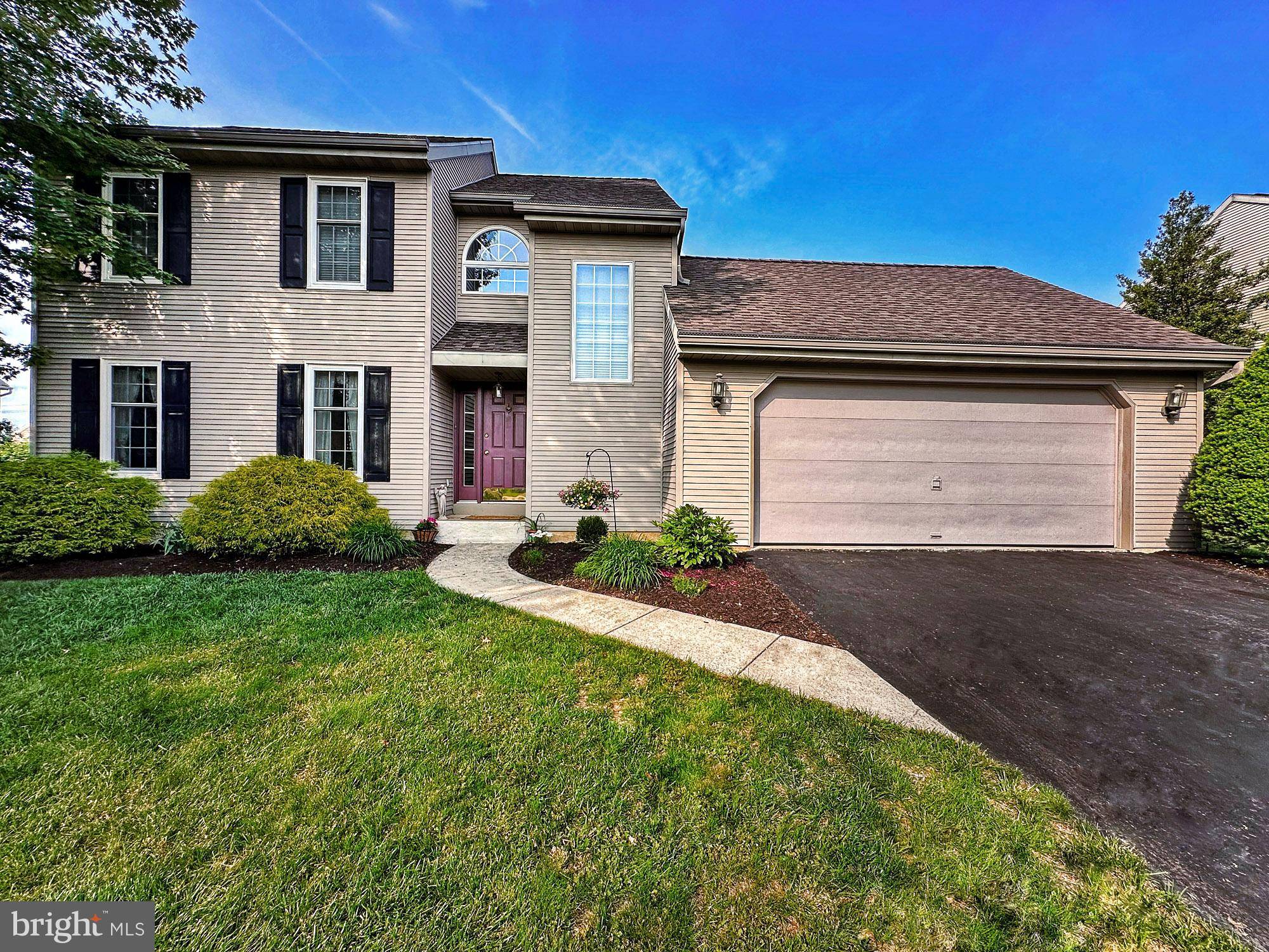 Fleetwood, PA 19522,412 HERITAGE DR