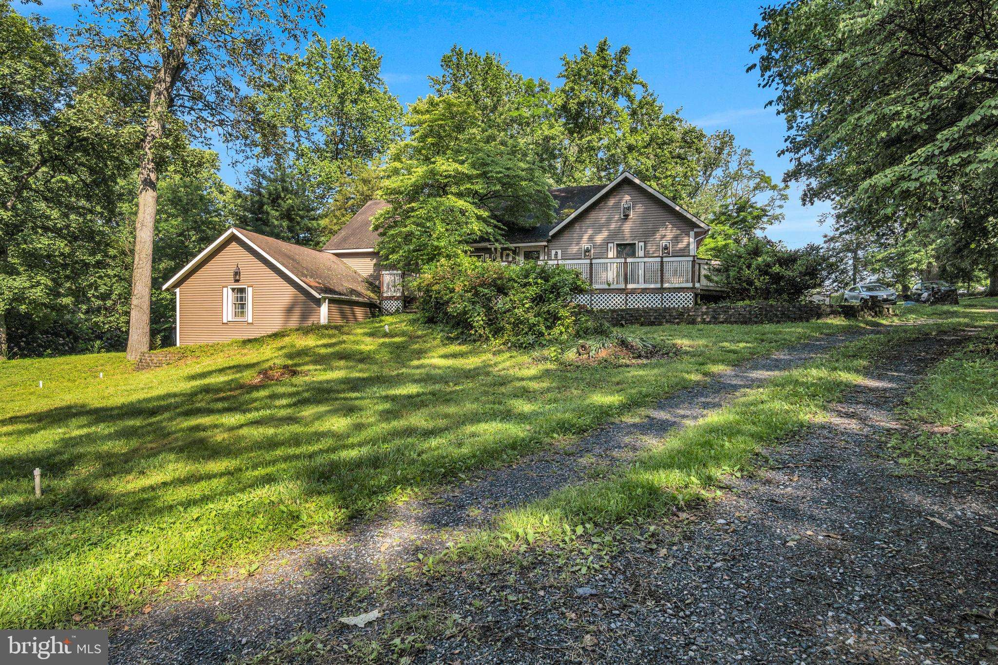 Hummelstown, PA 17036,1805 MILLER RD