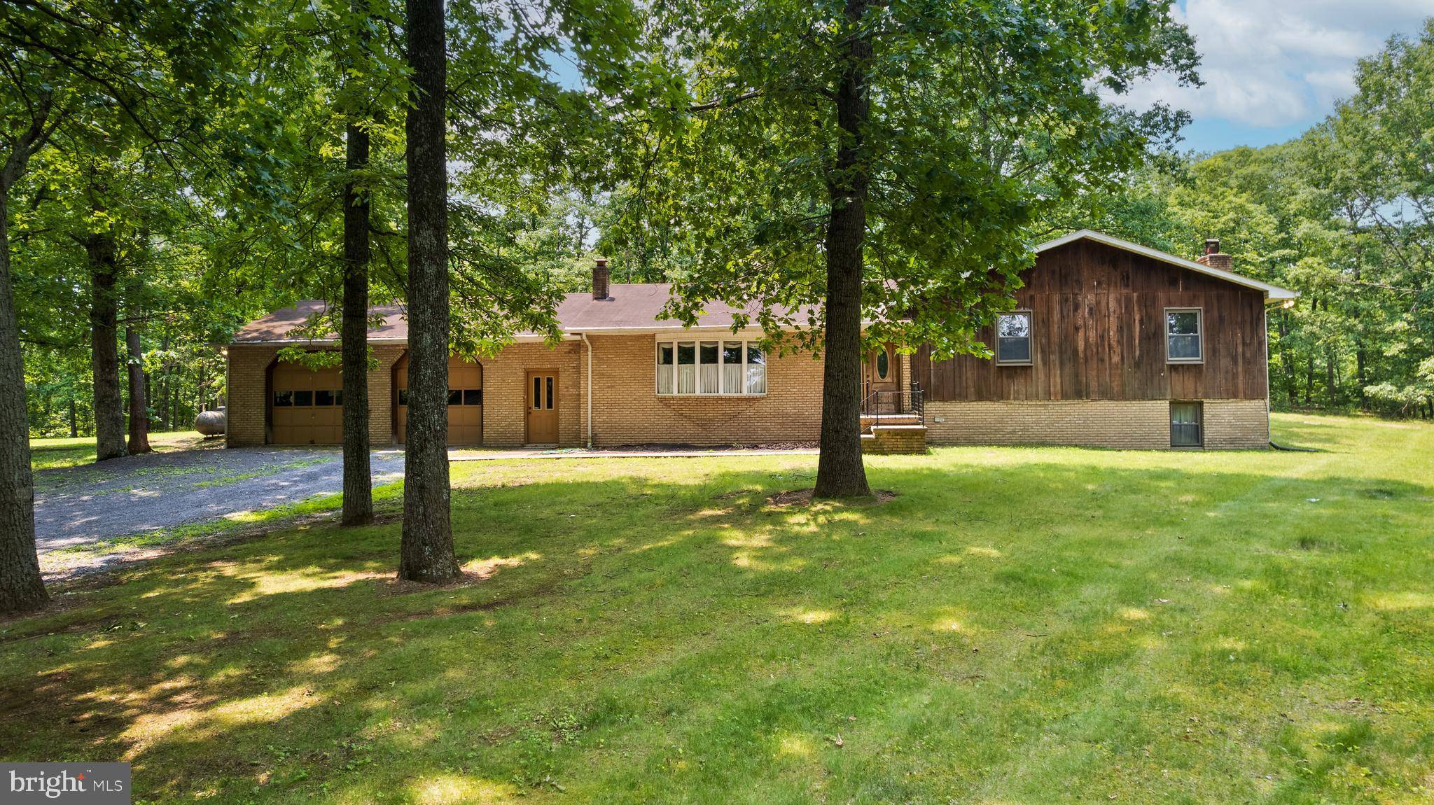 Inwood, WV 25428,368 JAGUAR DR