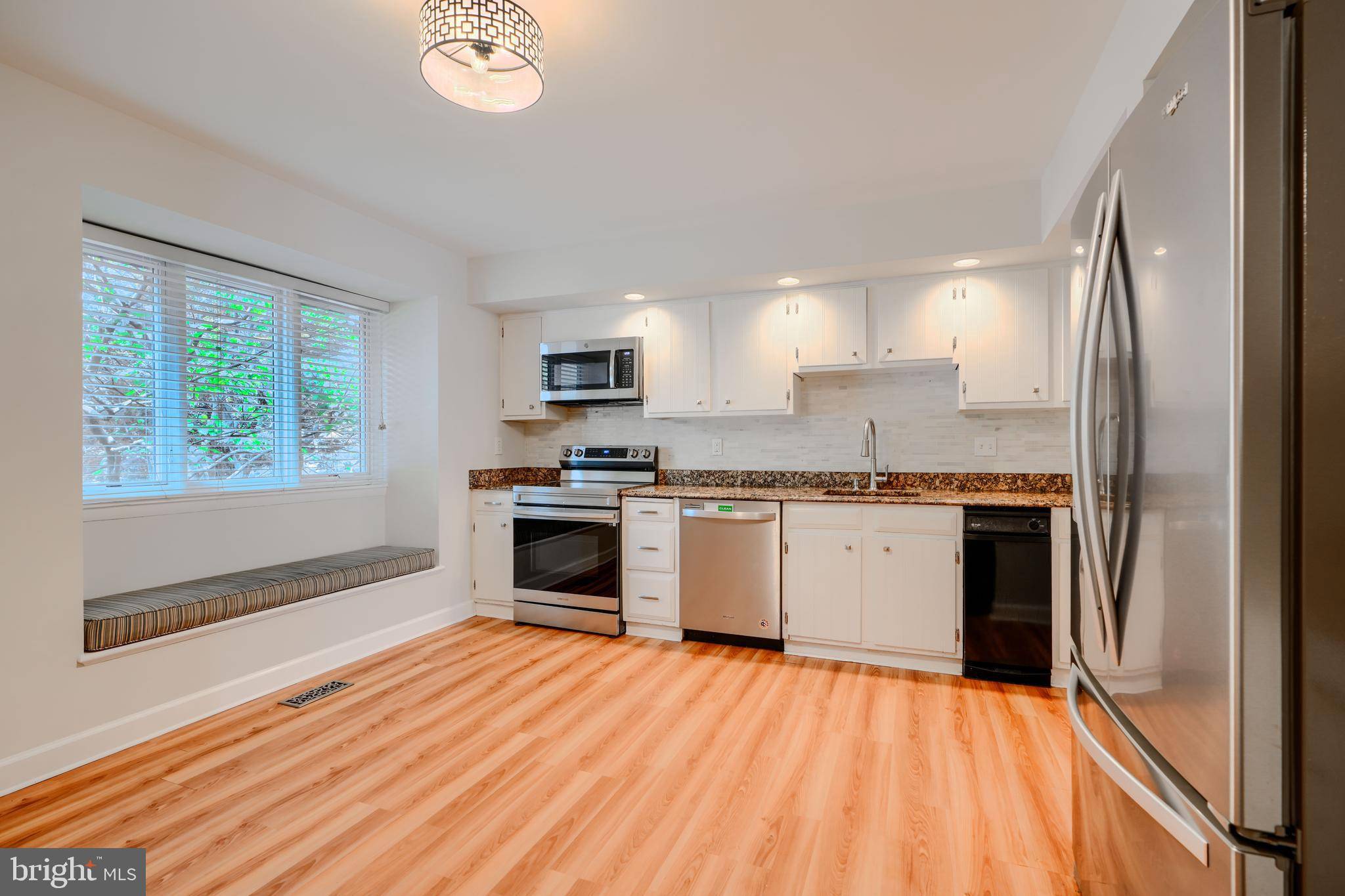 Lutherville Timonium, MD 21093,302 FIVE FARMS LN