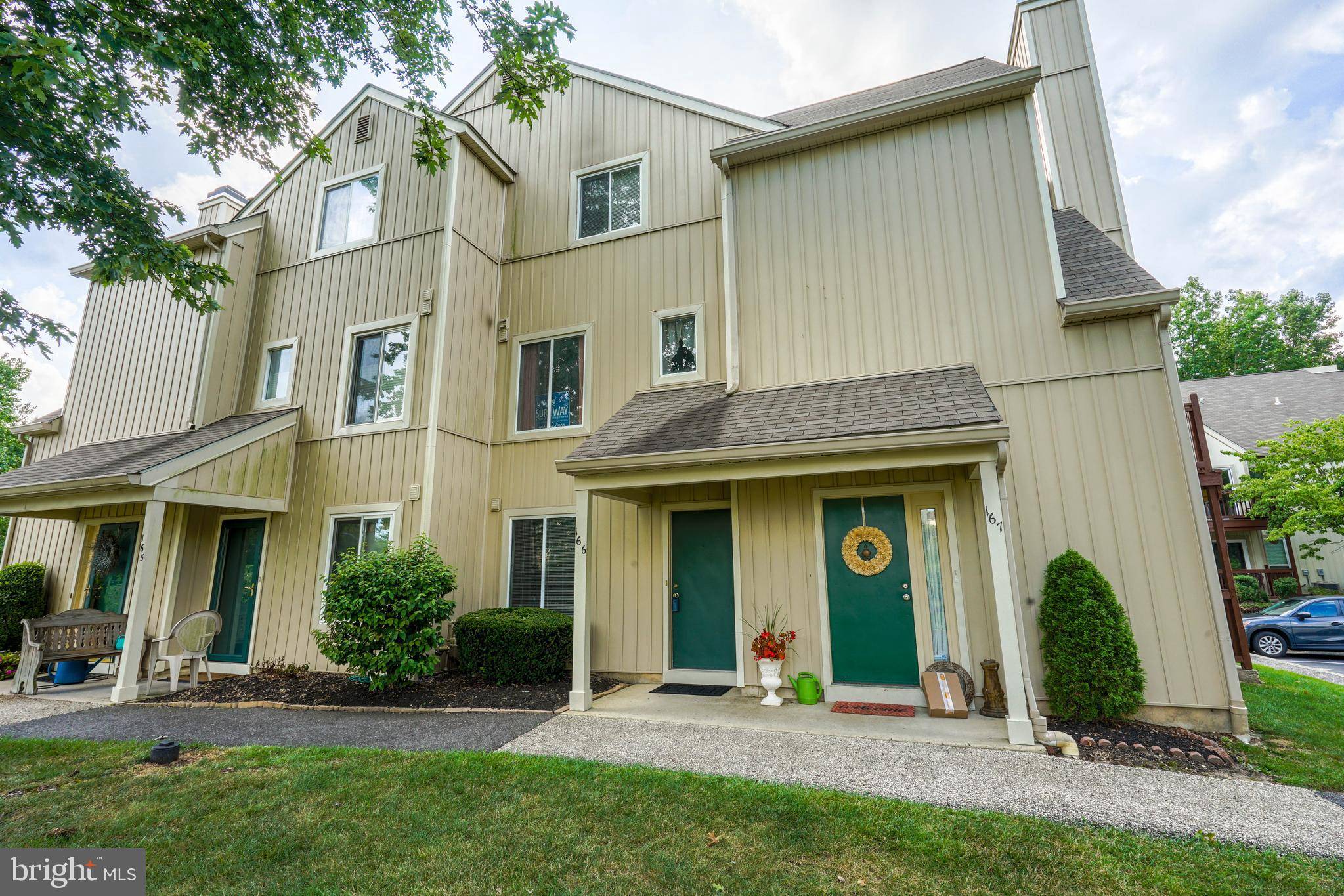 Marlton, NJ 08053,166 WOODLAKE DR