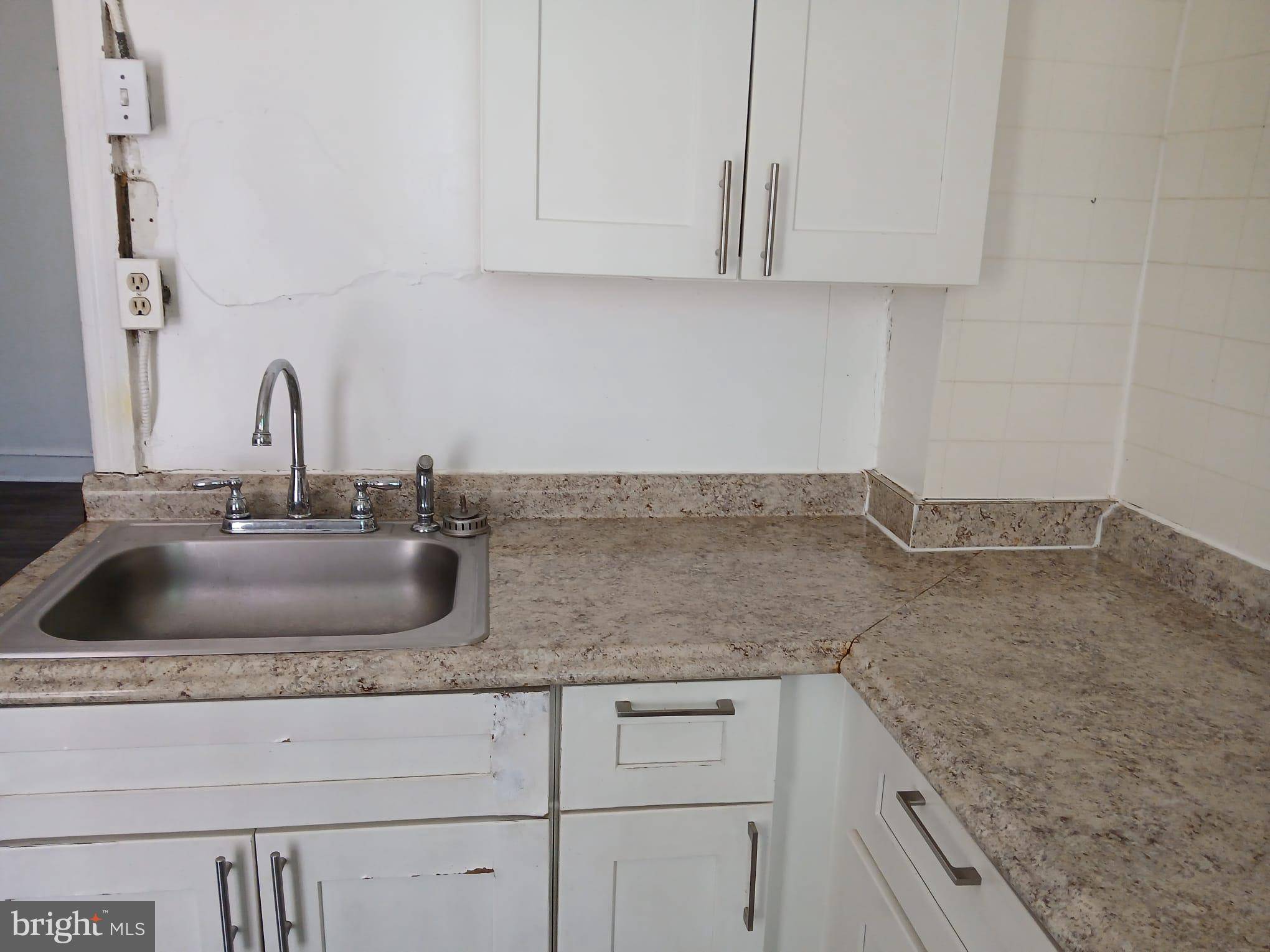 Philadelphia, PA 19132,2926 N STILLMAN ST