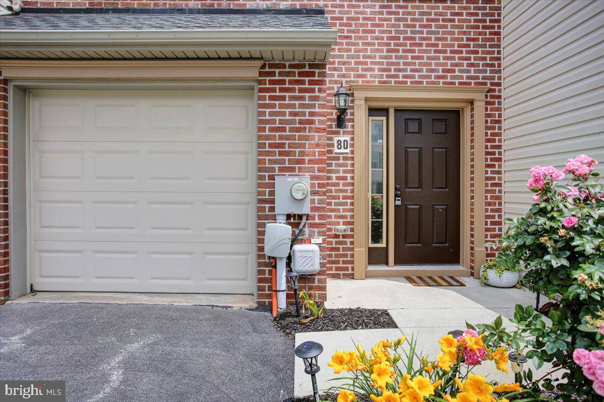 New Oxford, PA 17350,80 KATELYN DR
