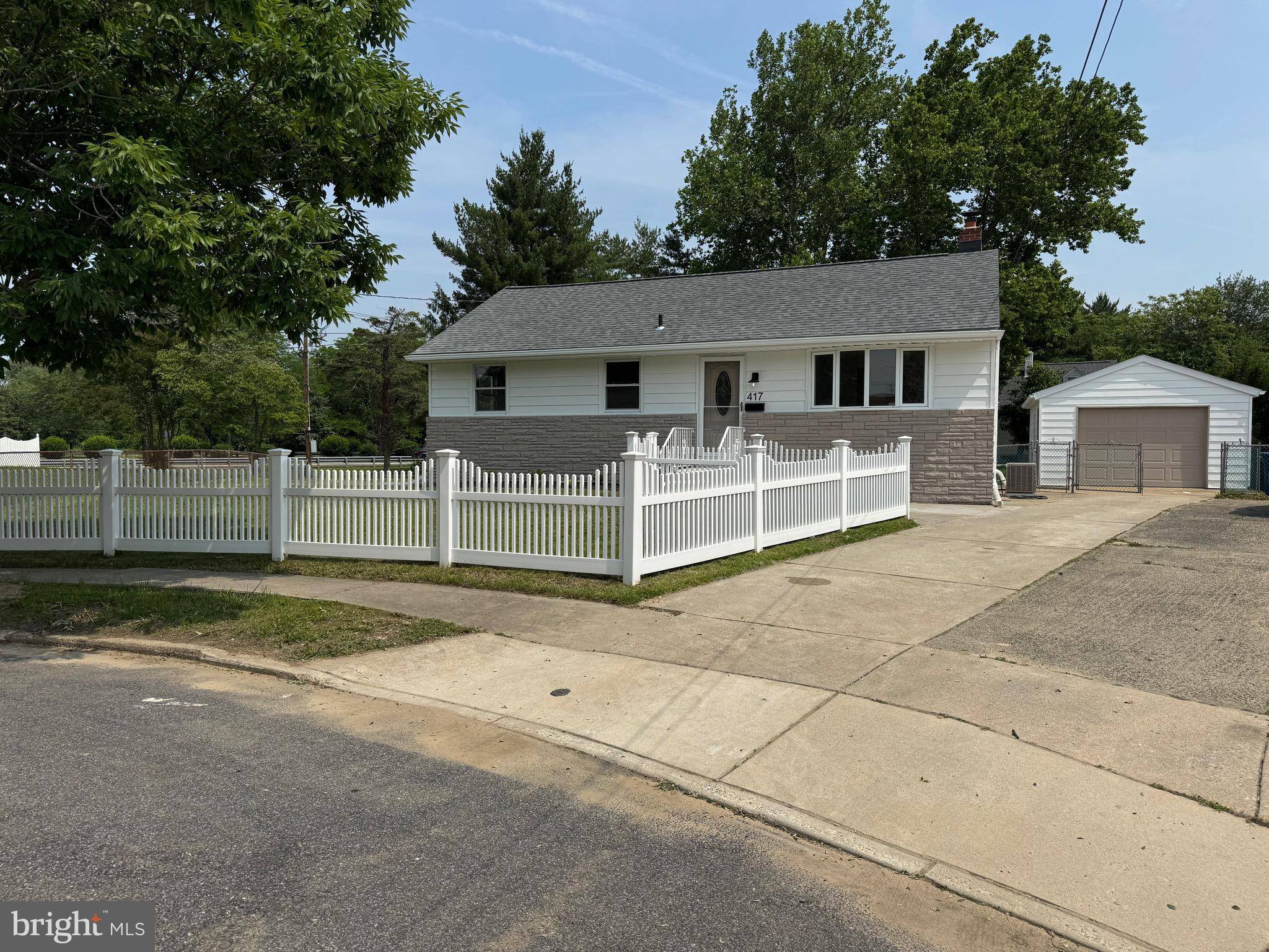 Palmyra, NJ 08065,417 VETERANS DR