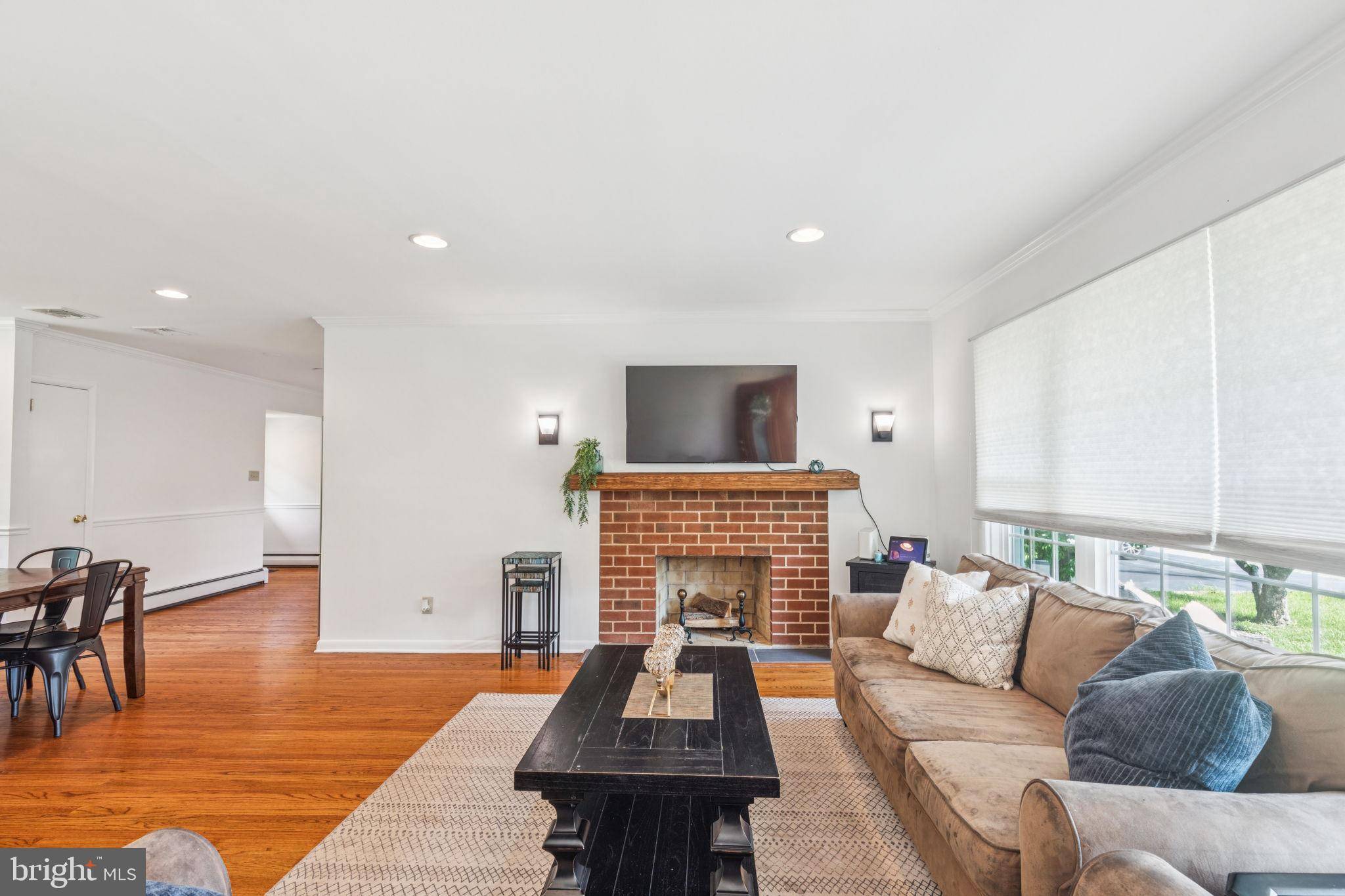 Havertown, PA 19083,321 OLYMPIC AVE