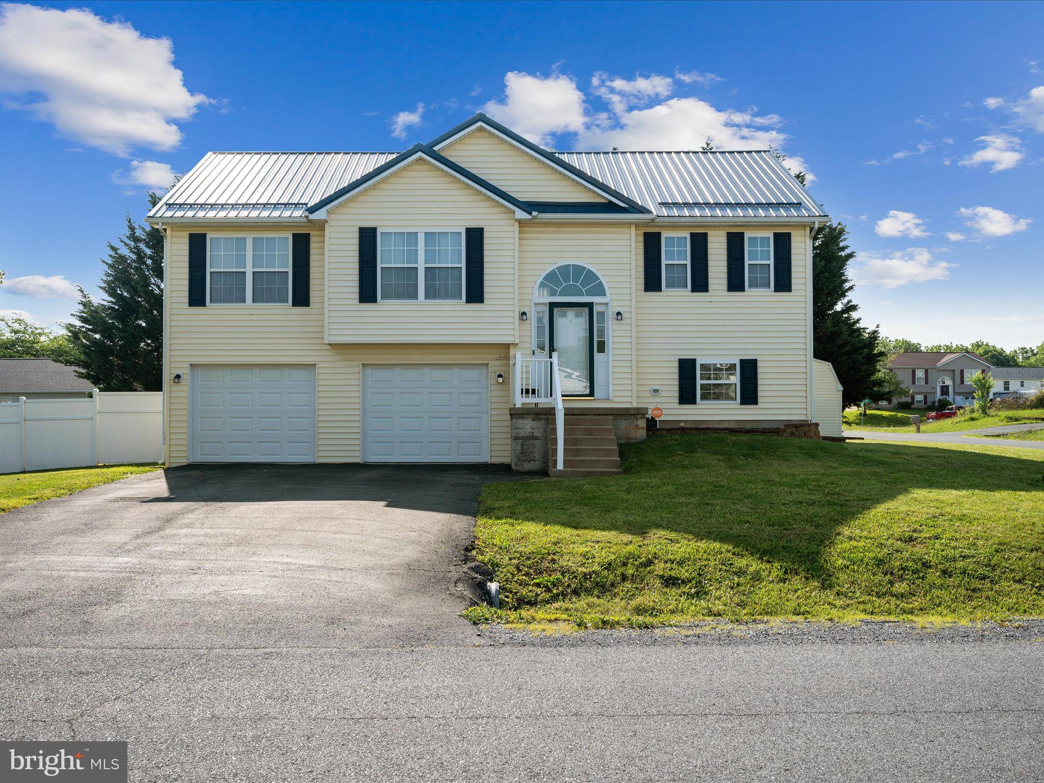 Martinsburg, WV 25403,479 RELIANCE RD