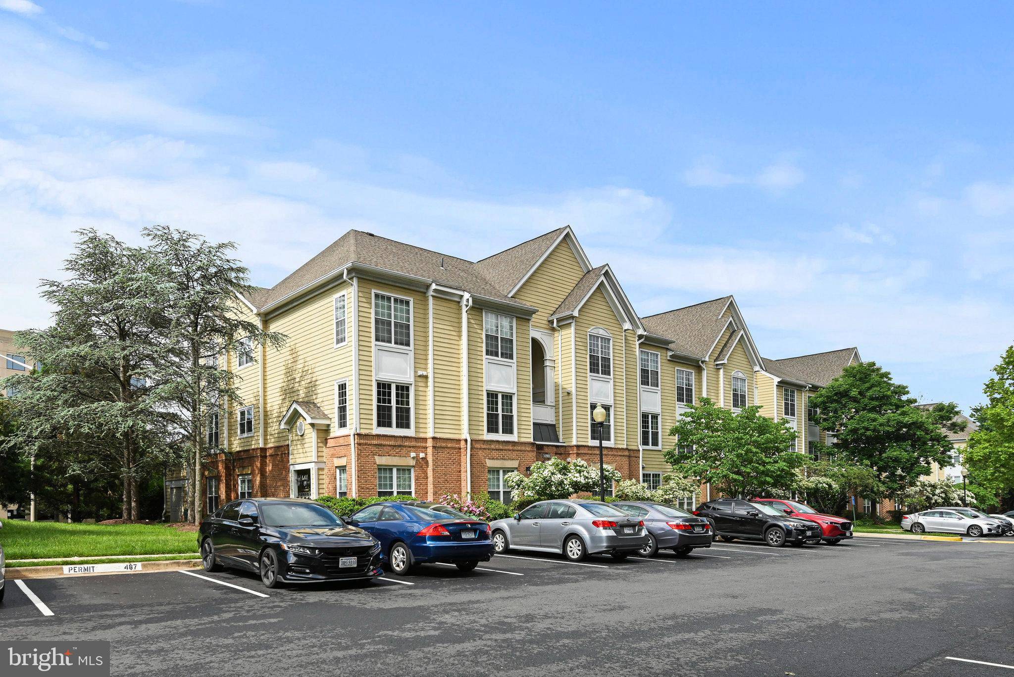 Herndon, VA 20170,12901 ALTON SQ #102