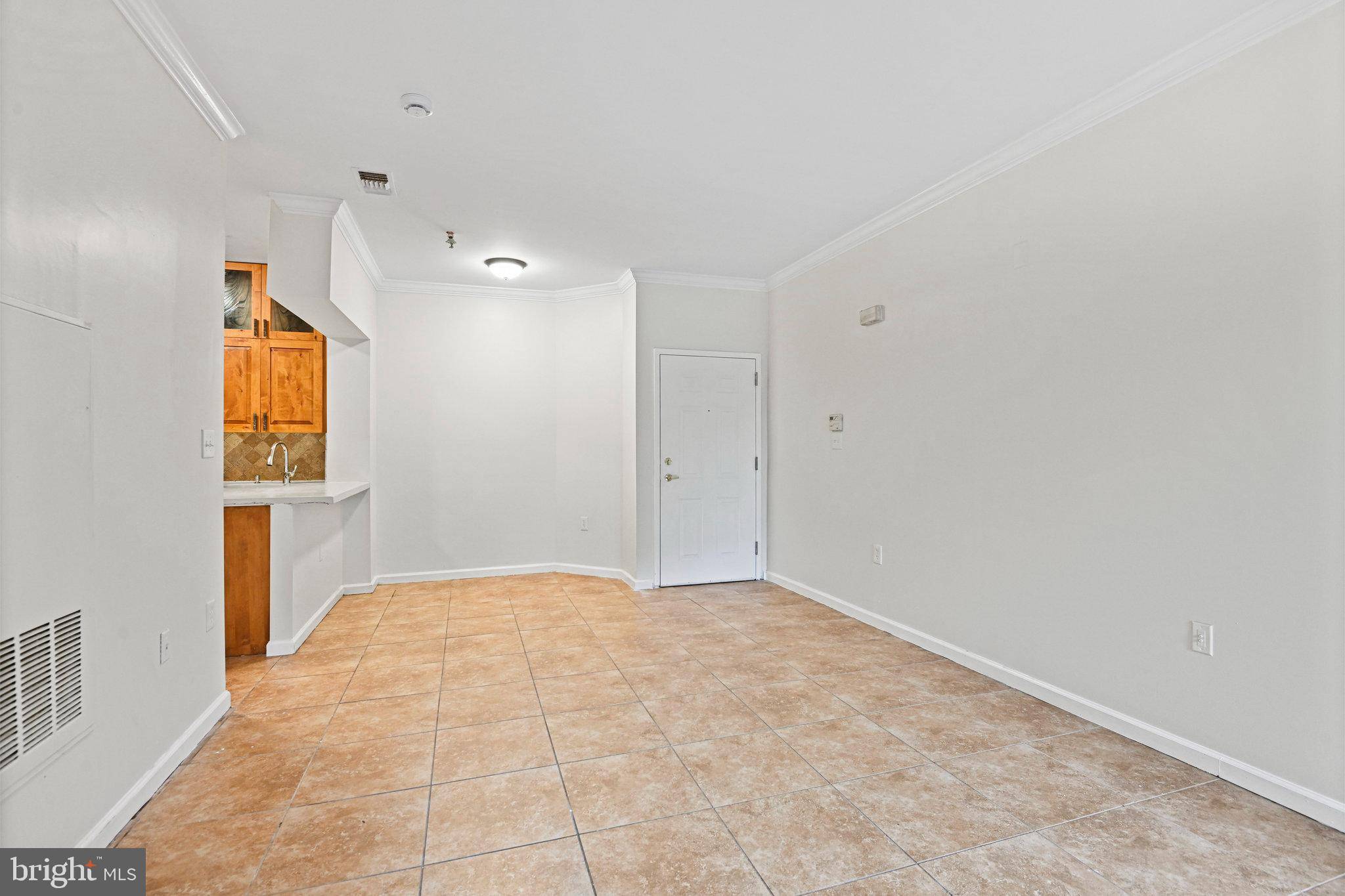 Herndon, VA 20170,12901 ALTON SQ #102