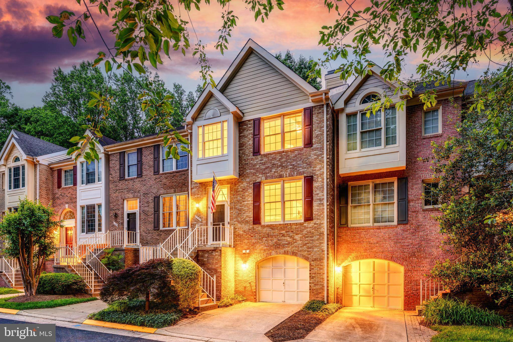 Reston, VA 20194,11437 HERITAGE OAK CT