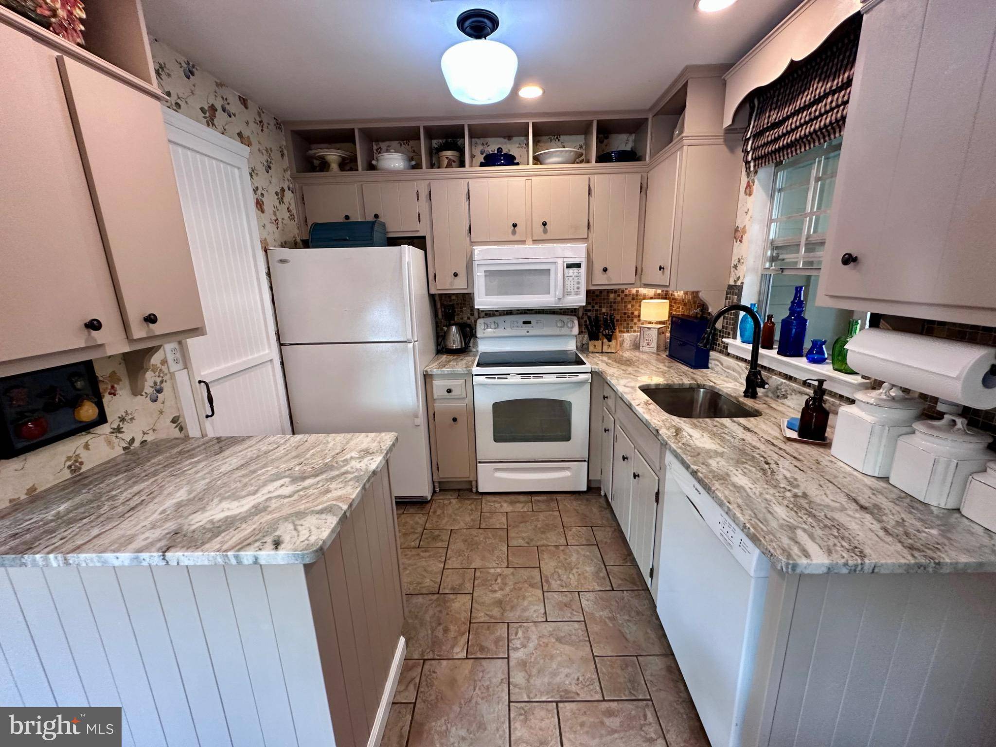 Southampton, NJ 08088,6 PICARDY PL