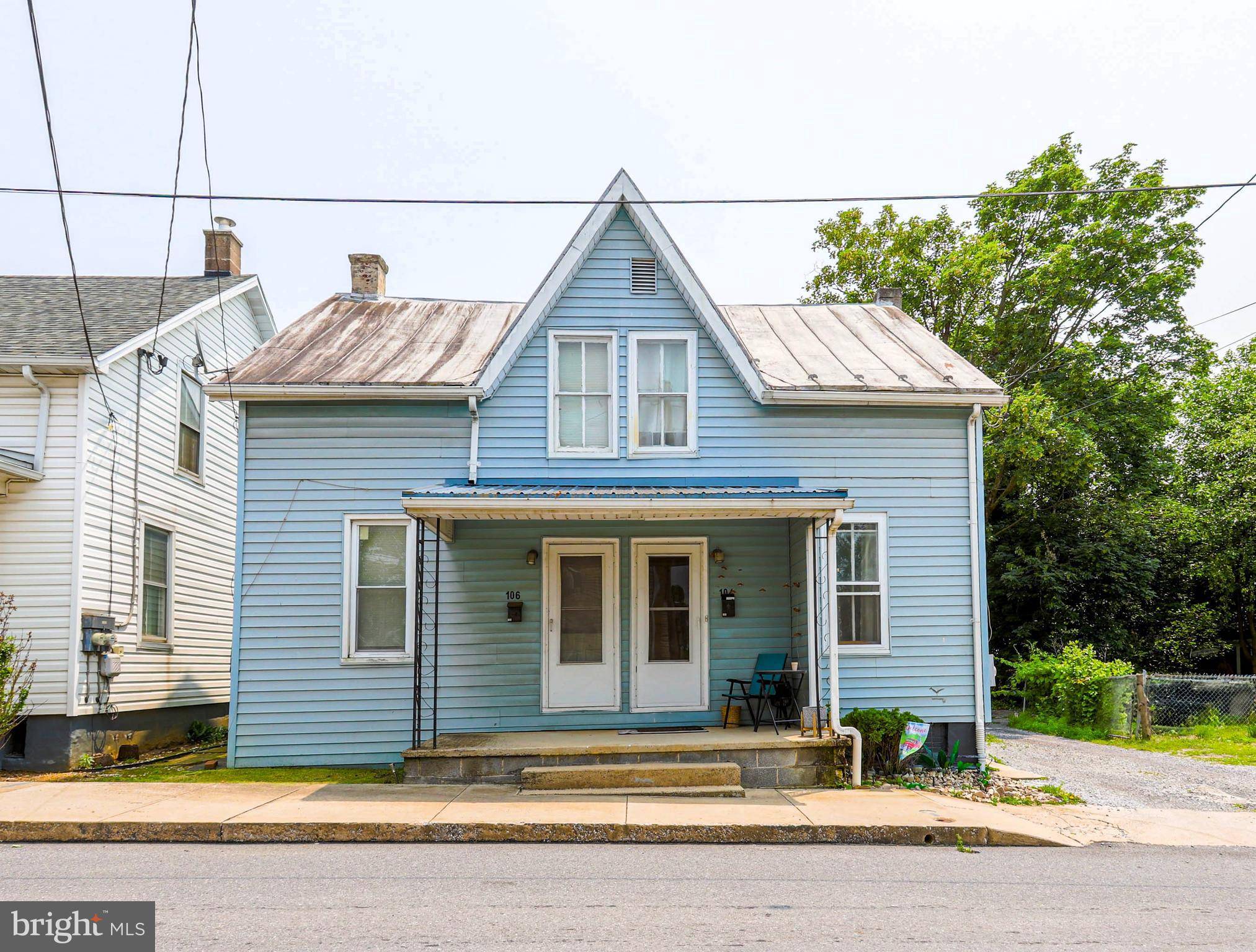 Shippensburg, PA 17257,104-106 GARFIELD ST E