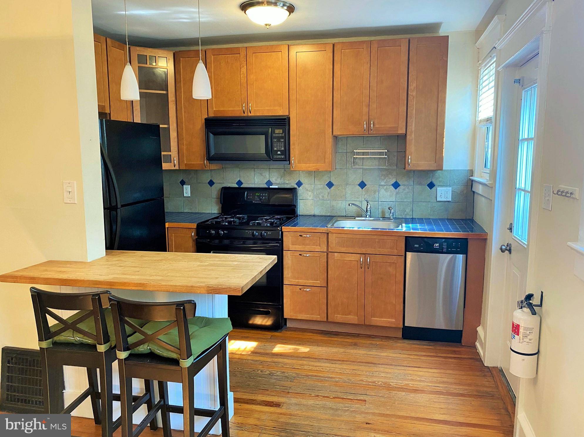 Collingswood, NJ 08108,102 CURTIS AVE