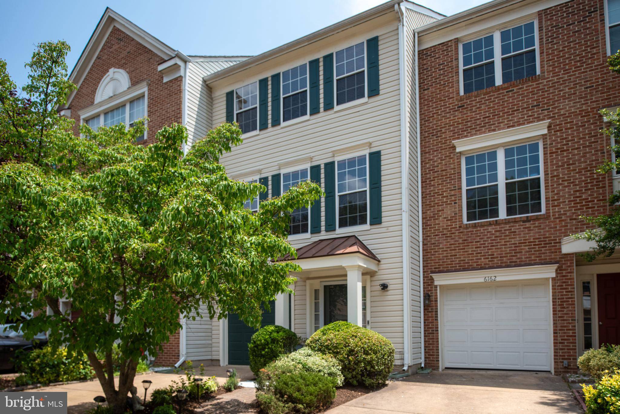 Centreville, VA 20121,6164 KENDRA WAY