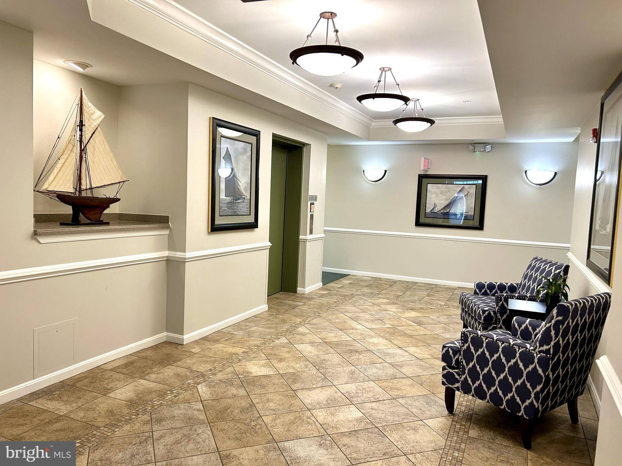Edgewater, MD 21037,431 HAMLET CLUB DR #202