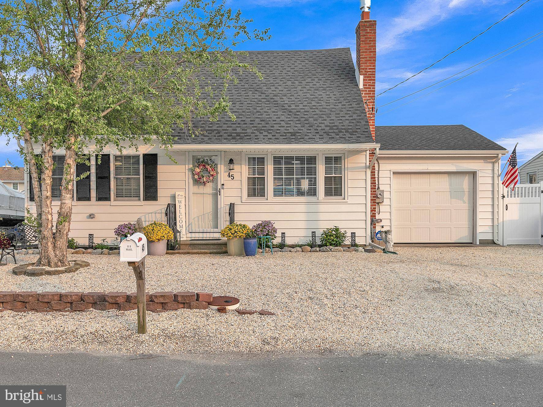 Manahawkin, NJ 08050,45 JONATHAN DR