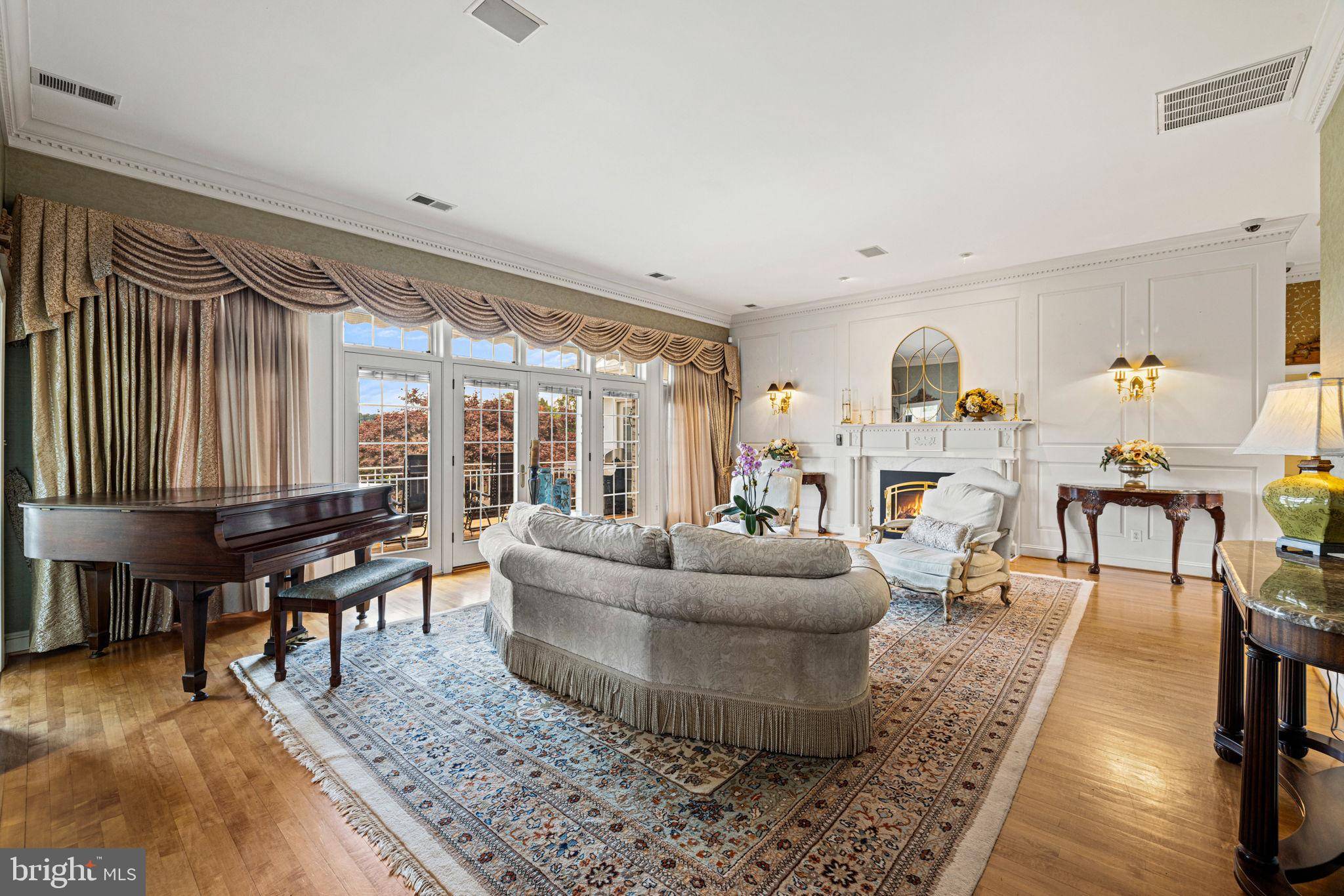 Falling Waters, WV 25419,77 LIONHEART TER