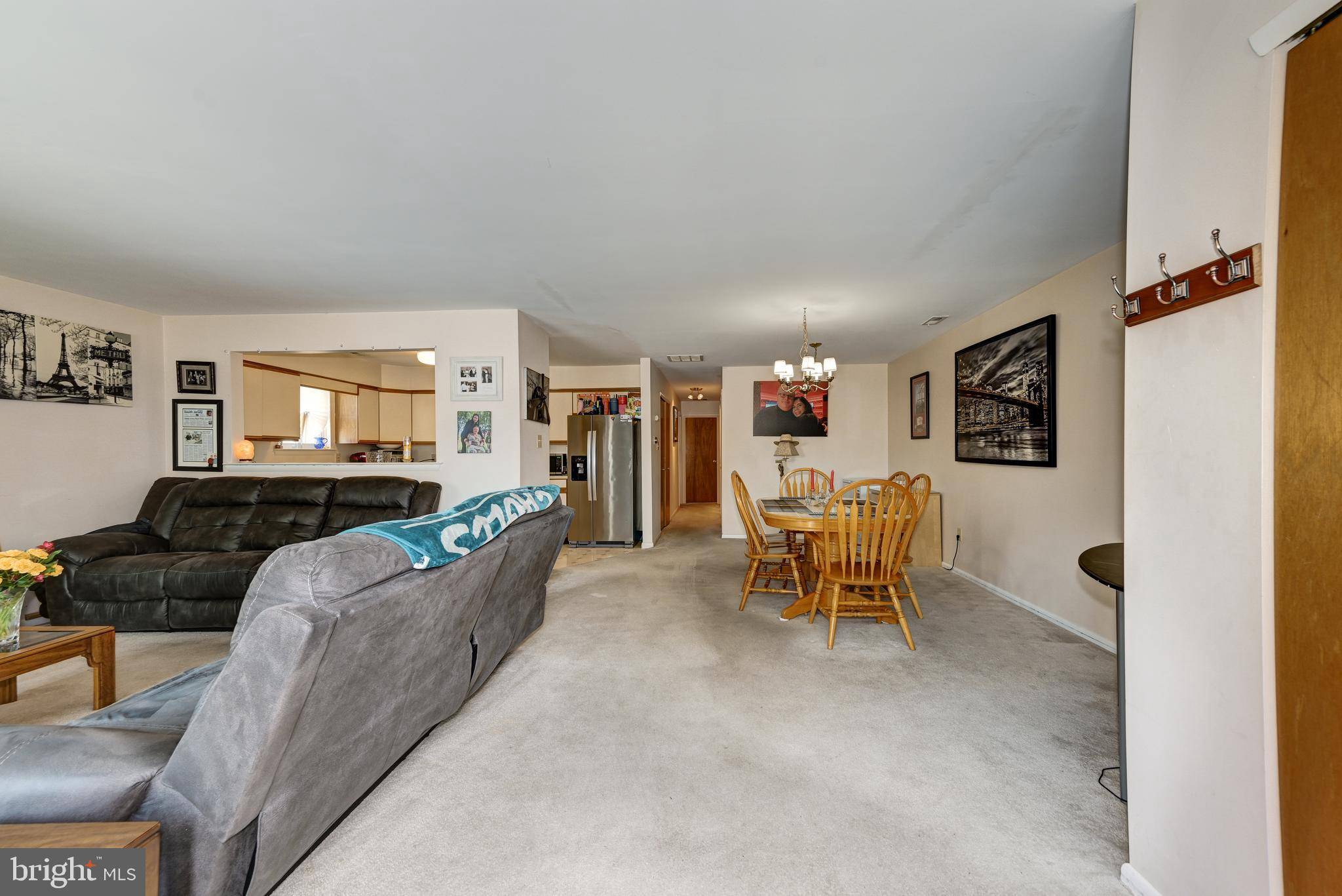 Glassboro, NJ 08028,81 YELLOWWOOD CT