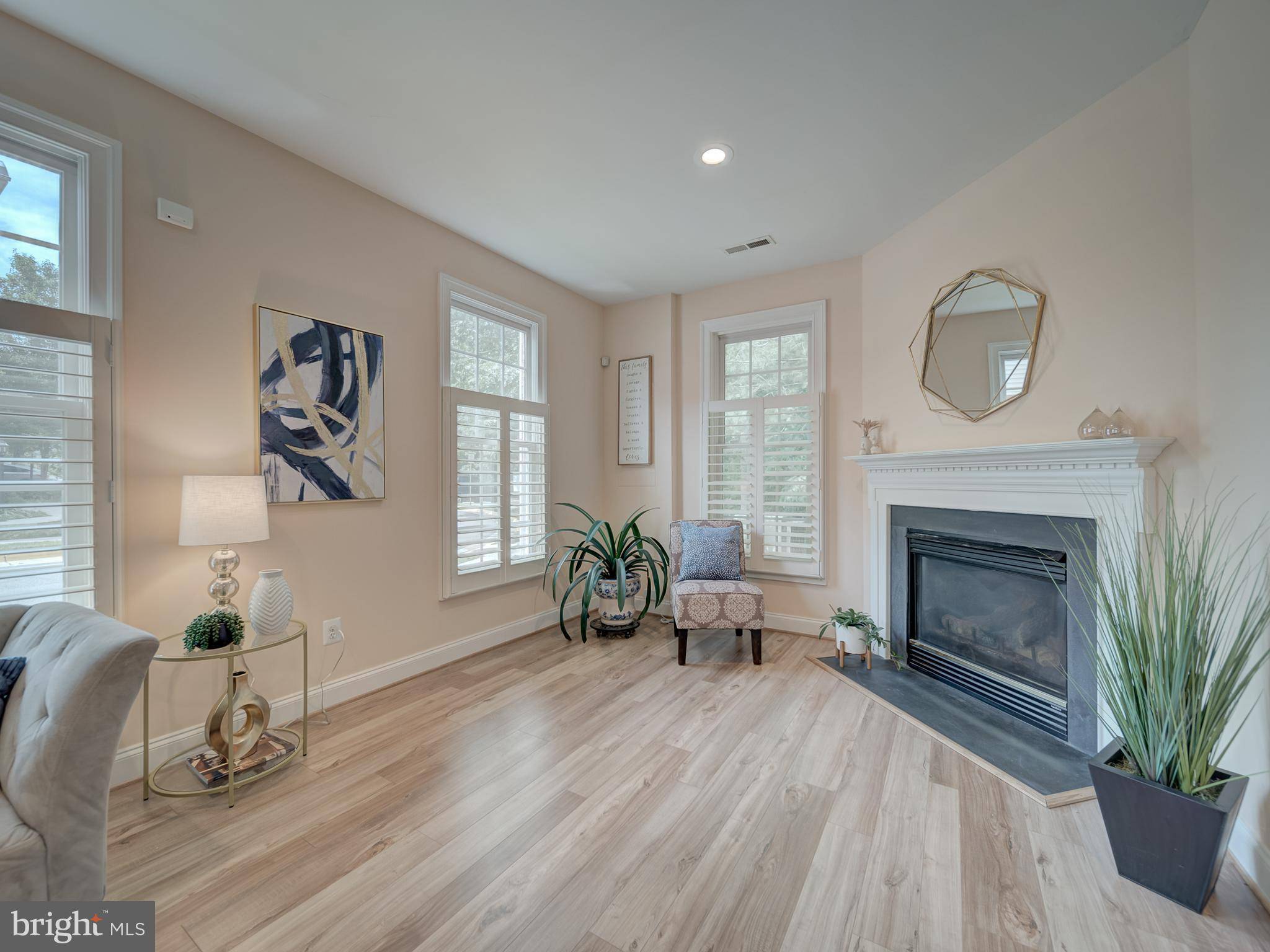 Lorton, VA 22079,8320 DOCKRAY CT