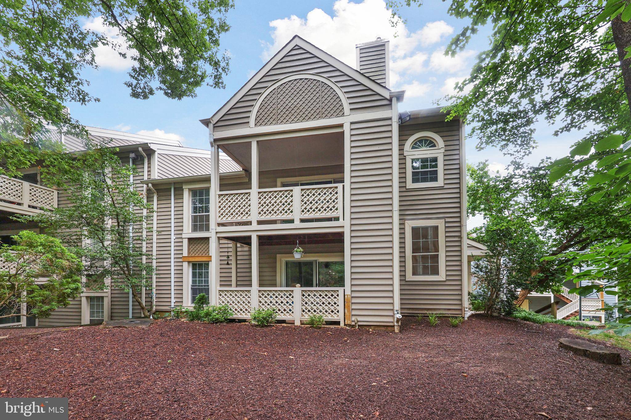 Falls Church, VA 22042,7620 WILLOW POINT DR #7620