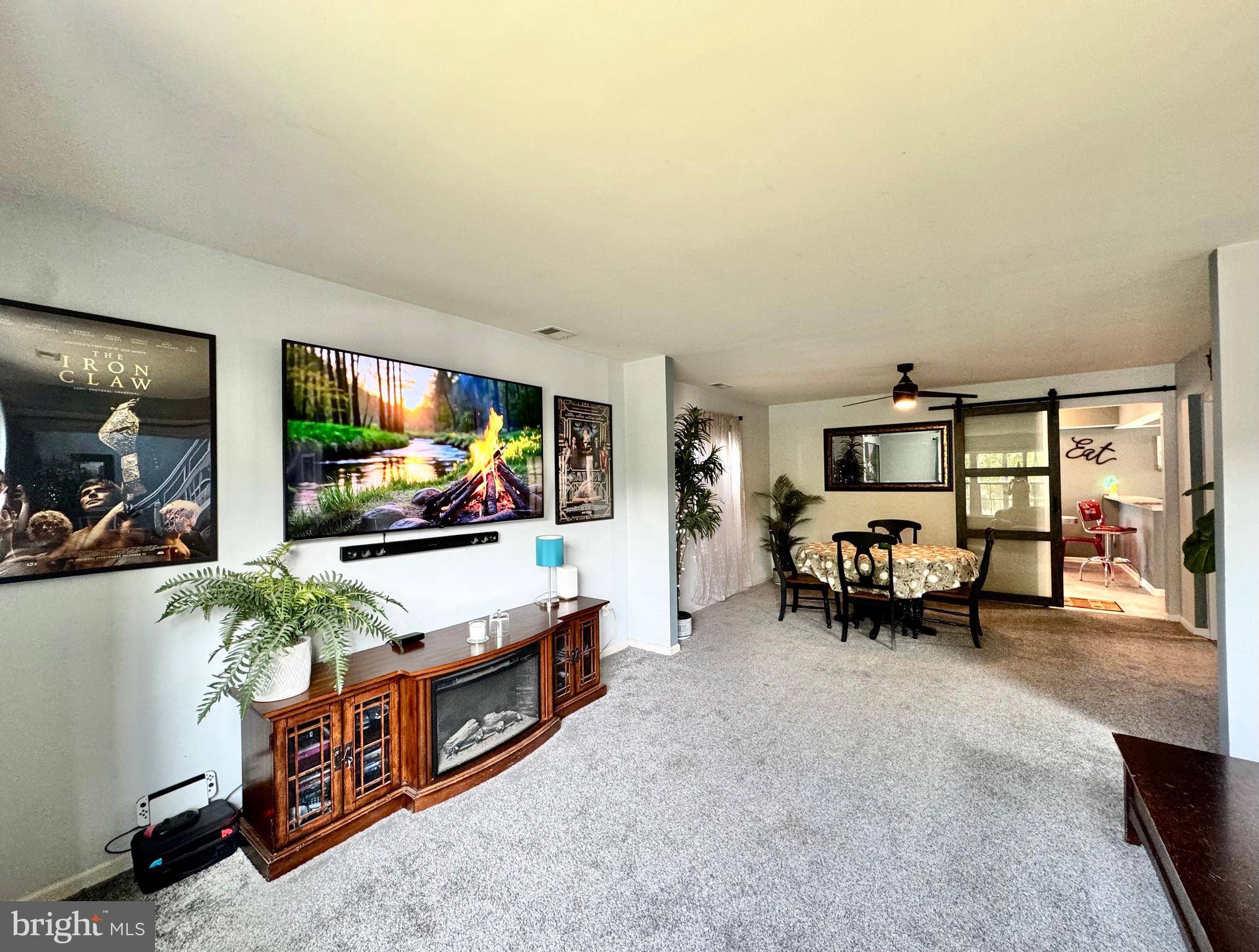 Egg Harbor Township, NJ 08234,243 CHURCHILL DR