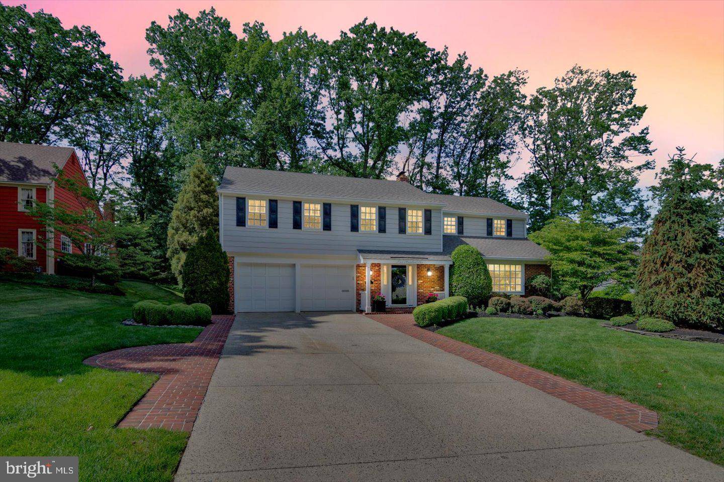 Cherry Hill, NJ 08034,206 HORSE SHOE CT