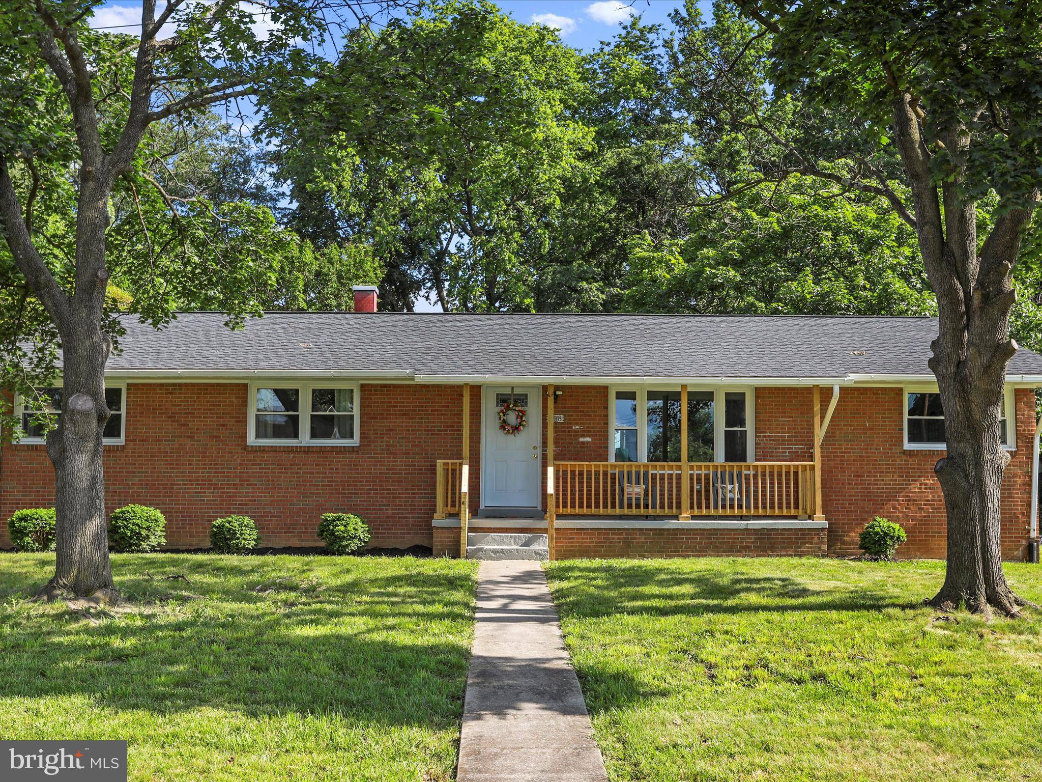 Front Royal, VA 22630,408 W 12TH ST