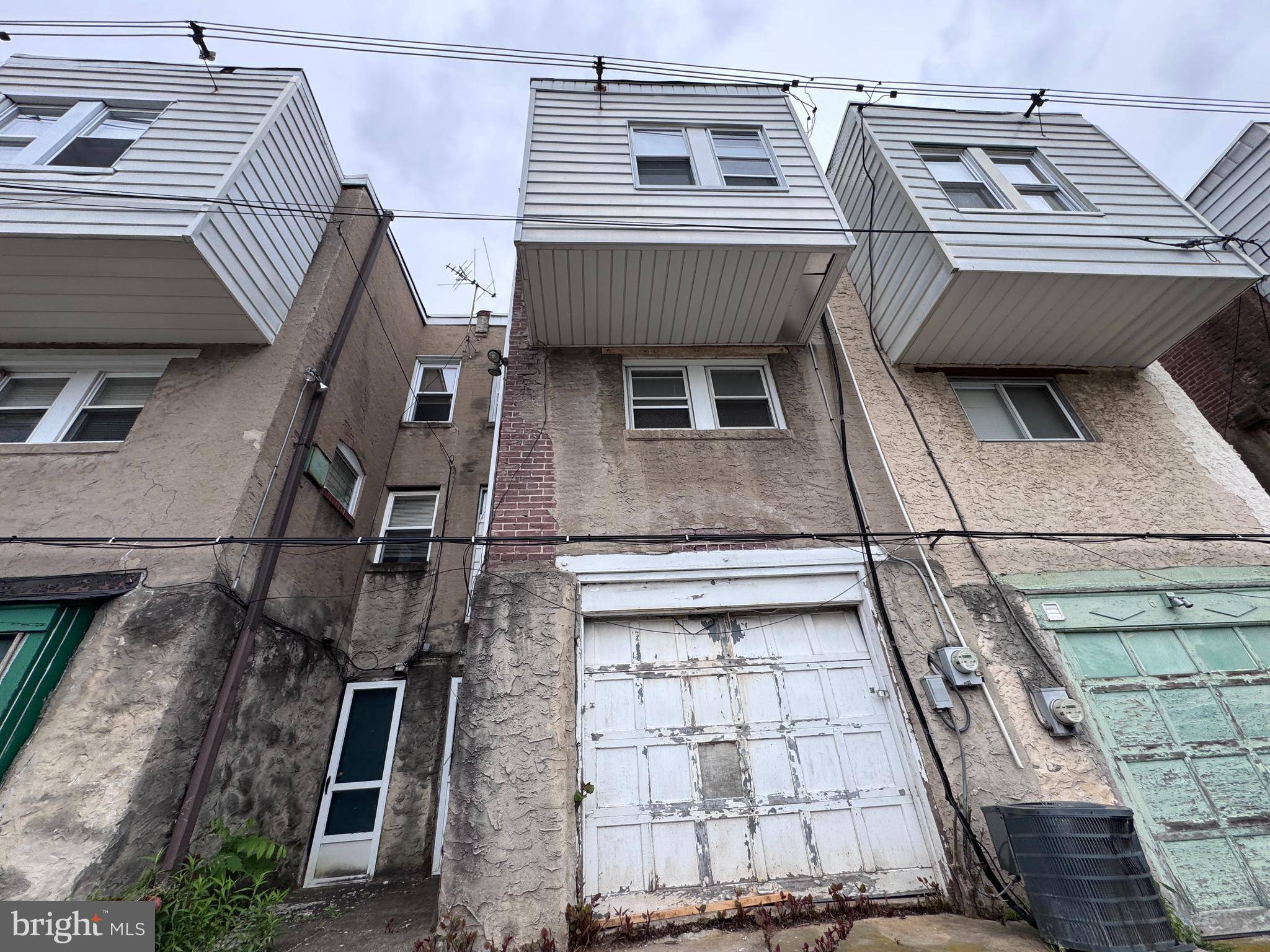 Philadelphia, PA 19142,6851 CHESTER AVE