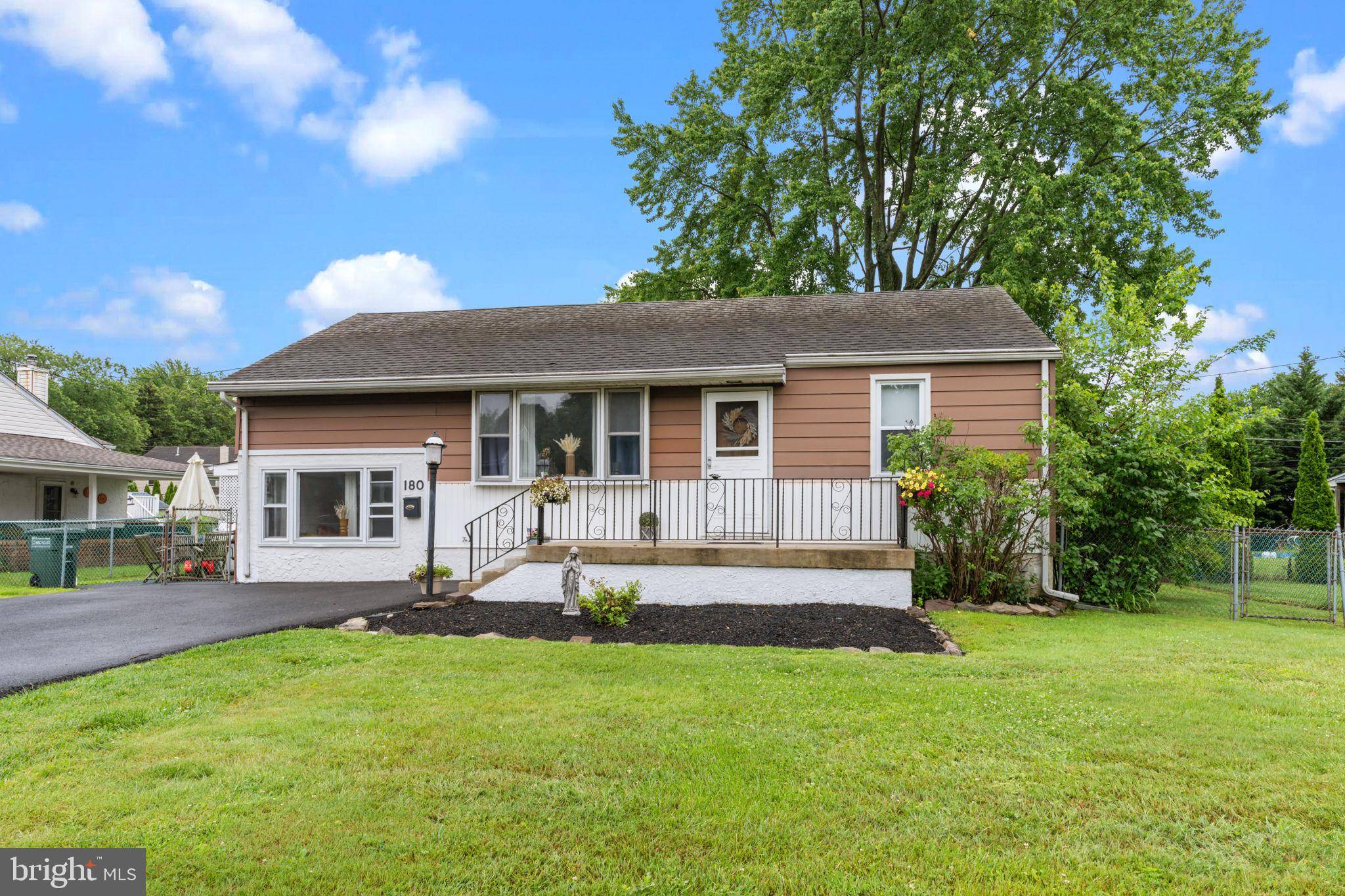 Southampton, PA 18966,180 LYNCH DR