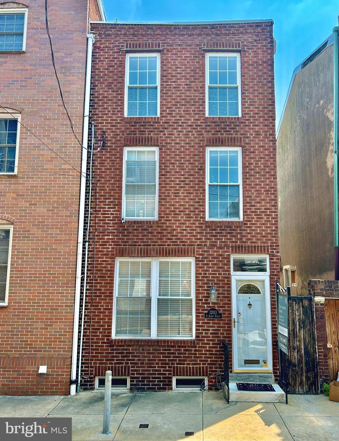 Philadelphia, PA 19147,1203 S ALDER ST
