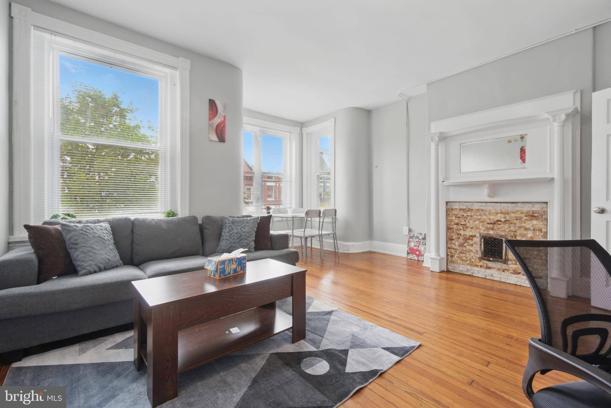Washington, DC 20001,28 T ST NW #3