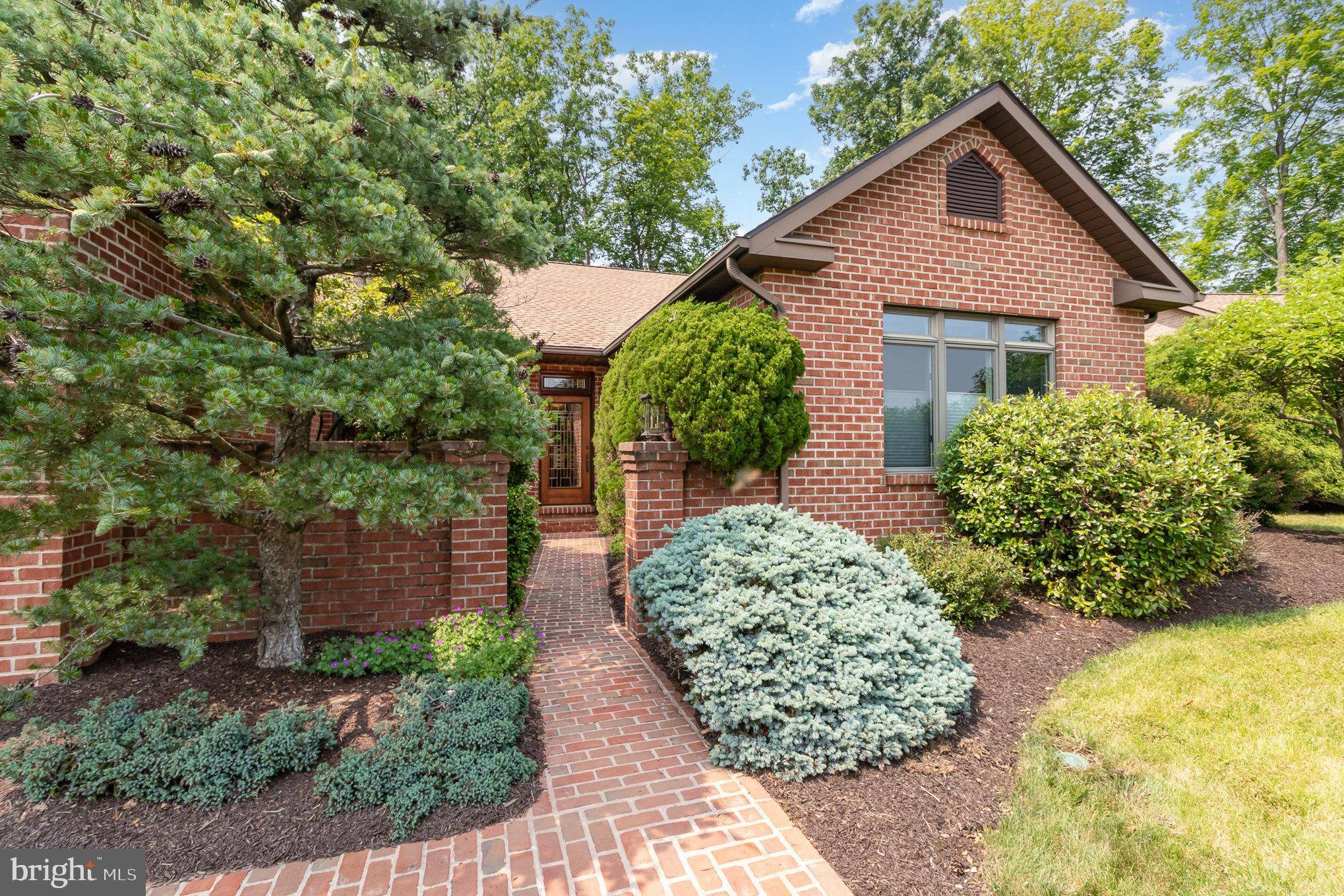 Harrisburg, PA 17112,4051 GREYSTONE DR