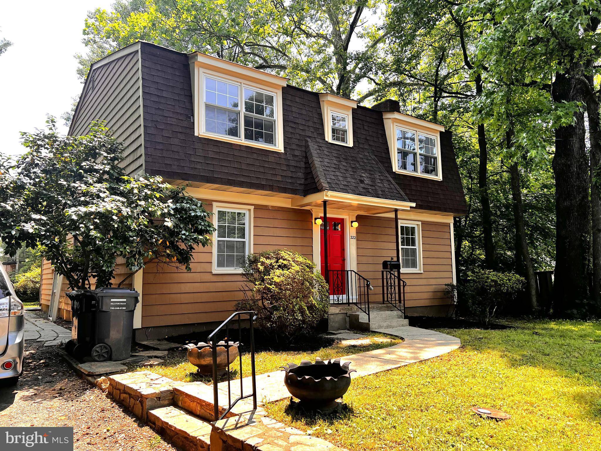 Falls Church, VA 22046,222 E FAIRFAX ST