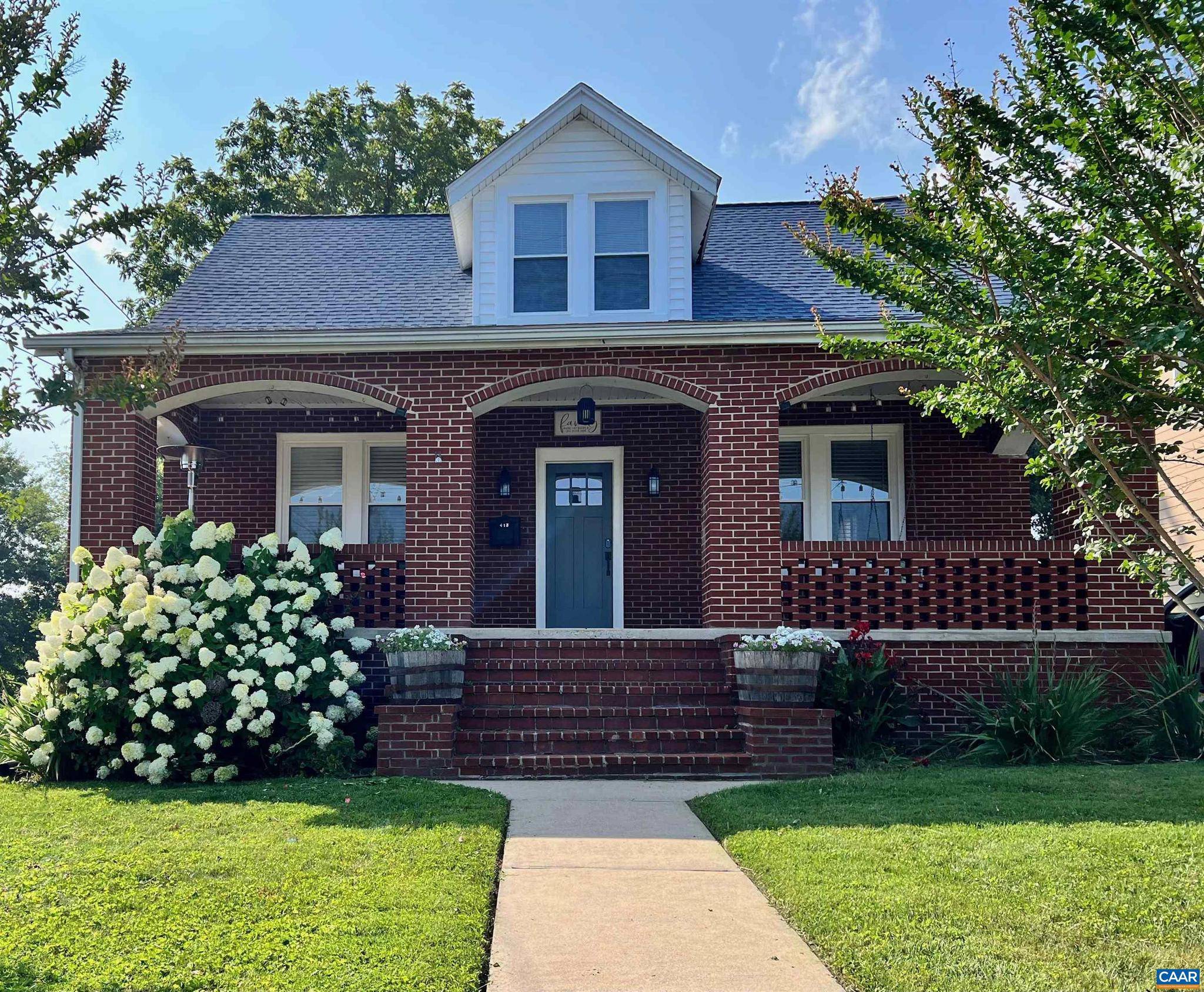 Waynesboro, VA 22980,413 FLORENCE AVE