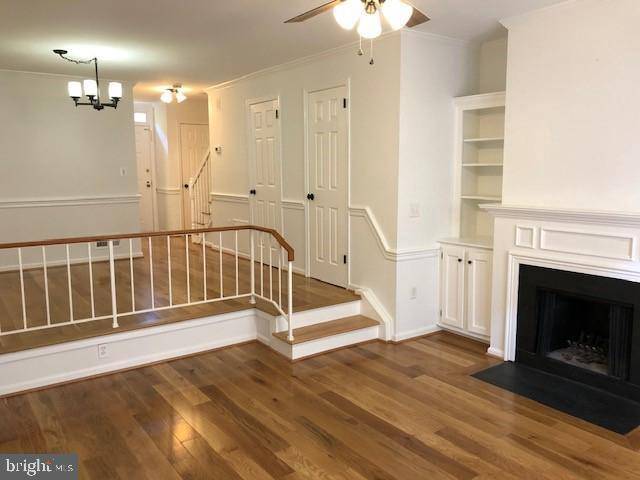Alexandria, VA 22314,951 N PITT ST