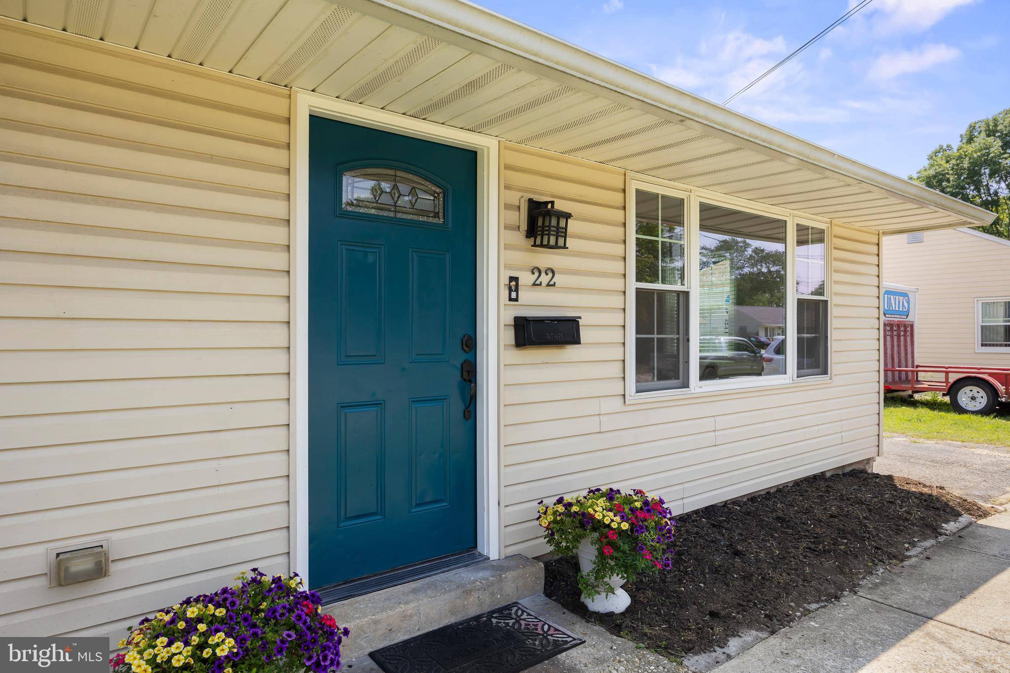 West Berlin, NJ 08091,22 HOLLY DR