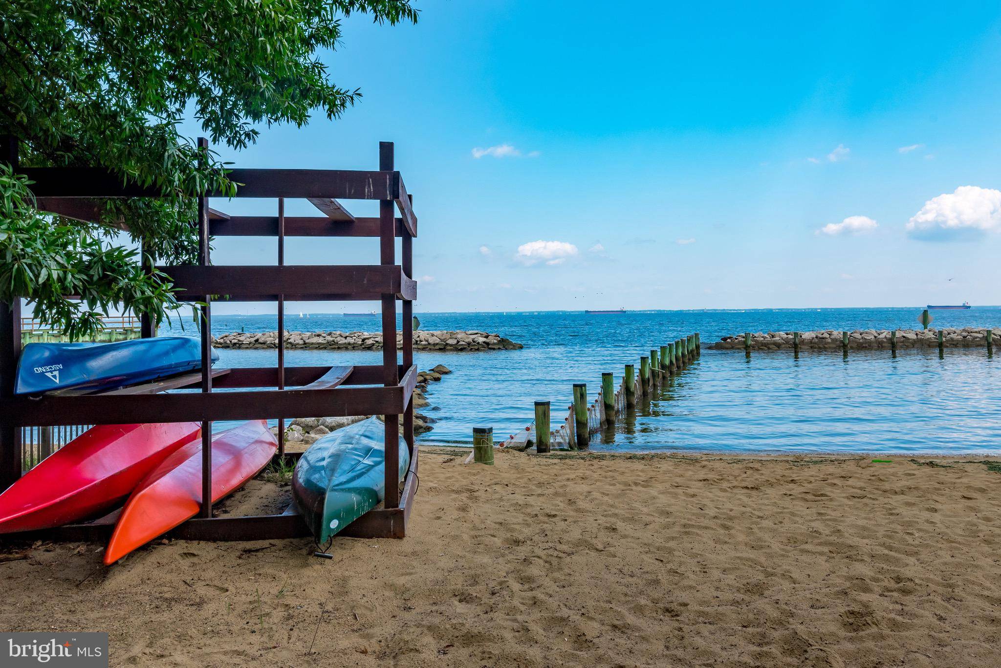 Annapolis, MD 21403,1414 ELLIS RD